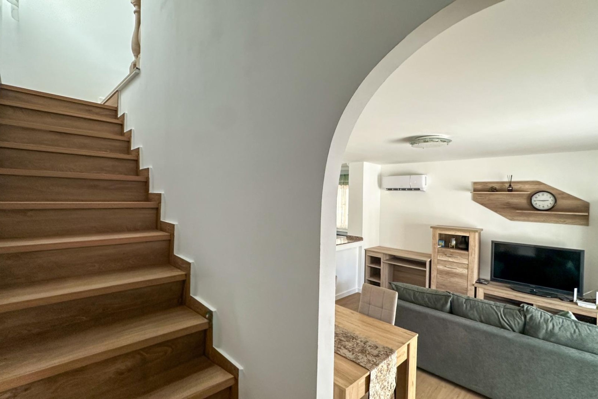 Resale - Apartment / Flat -
San Miguel de Salinas - Las filipinas