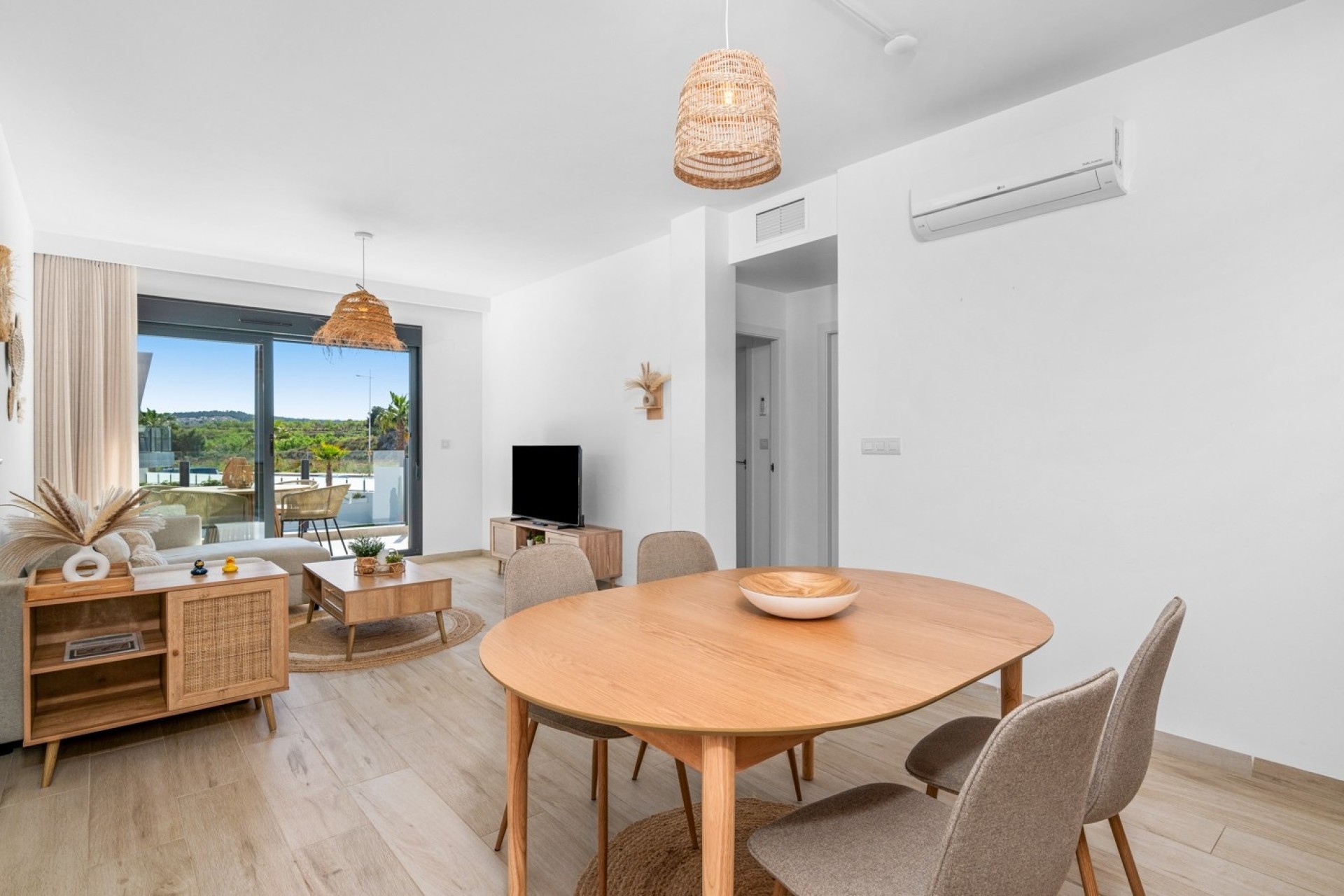 Resale - Apartment / Flat -
San Miguel de Salinas - San Miguel