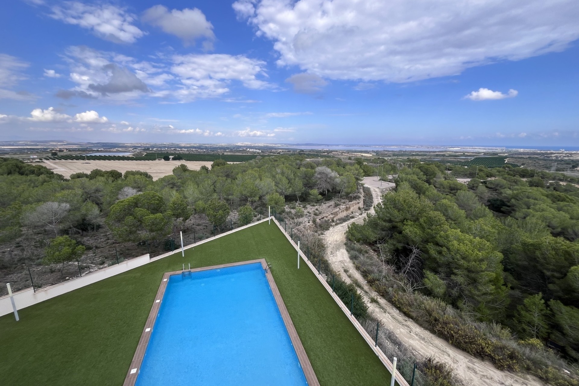 Resale - Apartment / Flat -
San Miguel de Salinas