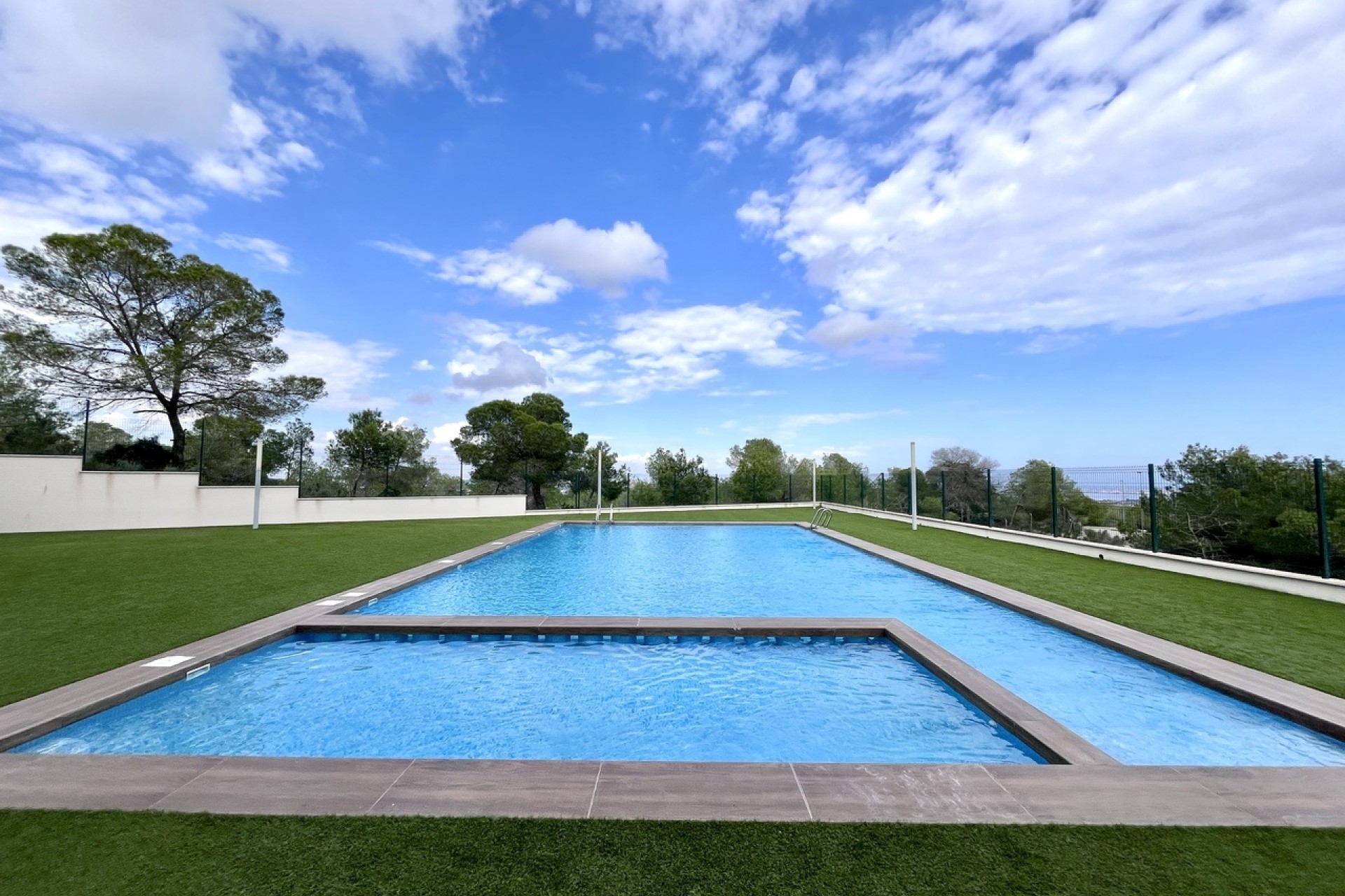 Resale - Apartment / Flat -
San Miguel de Salinas