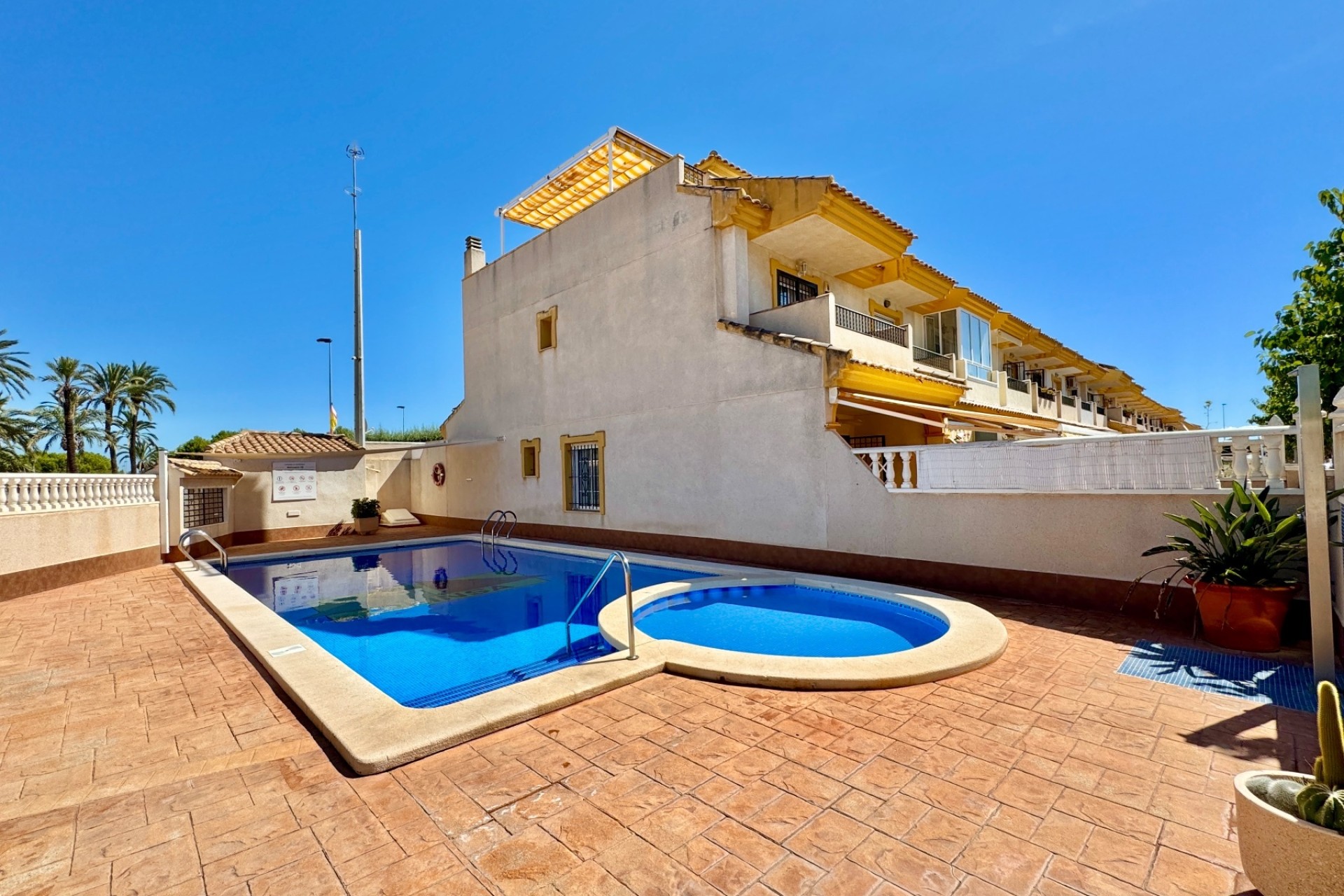 Resale - Apartment / Flat -
Santiago de La Ribera - Santiago de la Ribera