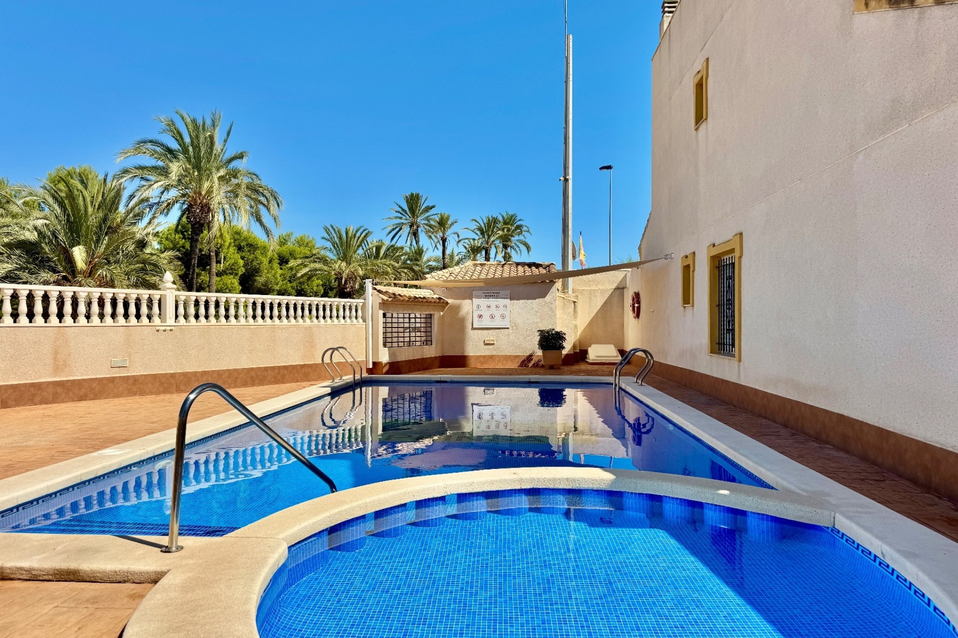 Resale - Apartment / Flat -
Santiago de La Ribera - Santiago de la Ribera