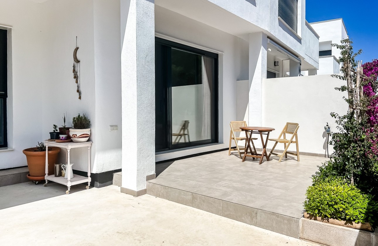 Resale - Apartment / Flat -
Santiago de la ribera - zona san blas