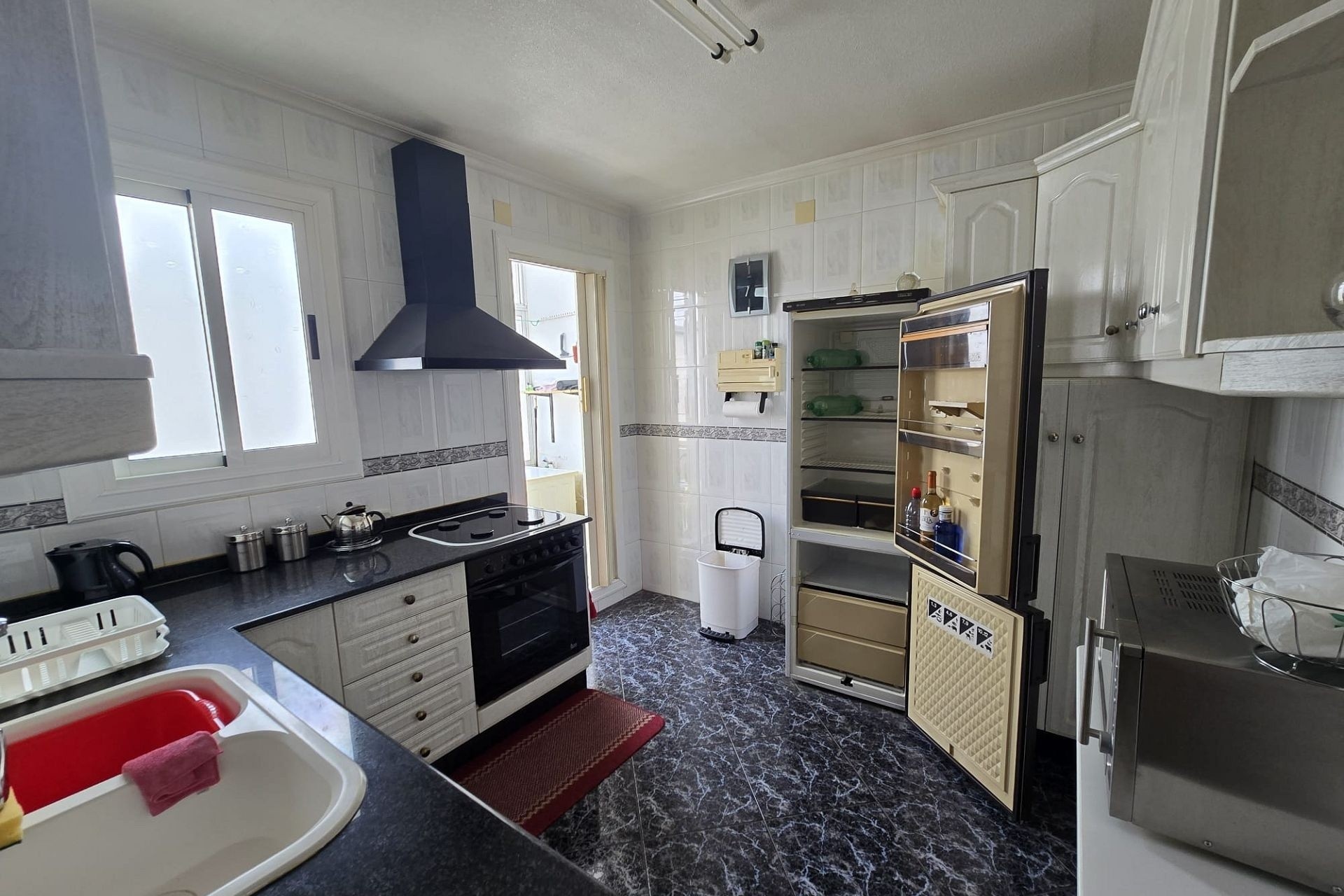 Resale - Apartment / Flat -
Sax - SAX
