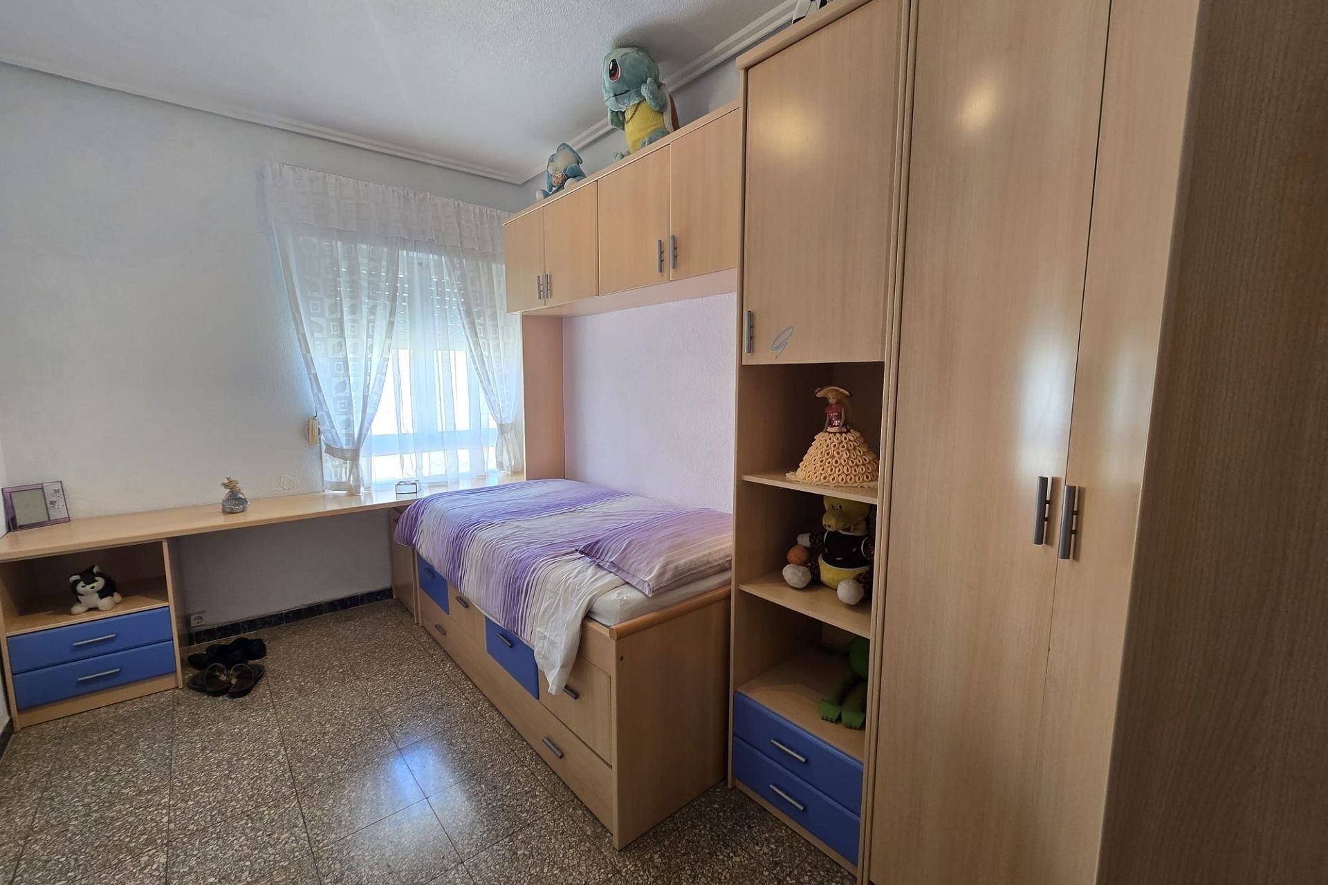 Resale - Apartment / Flat -
Sax - SAX