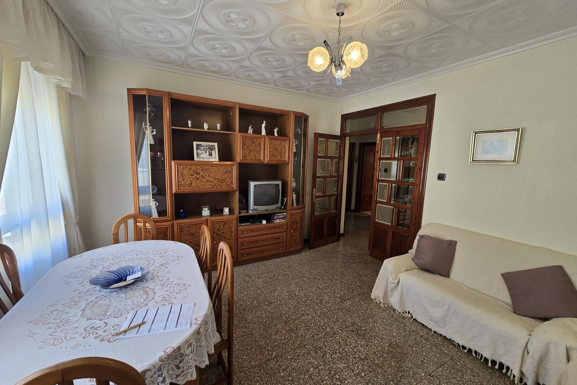 Resale - Apartment / Flat -
Sax - SAX
