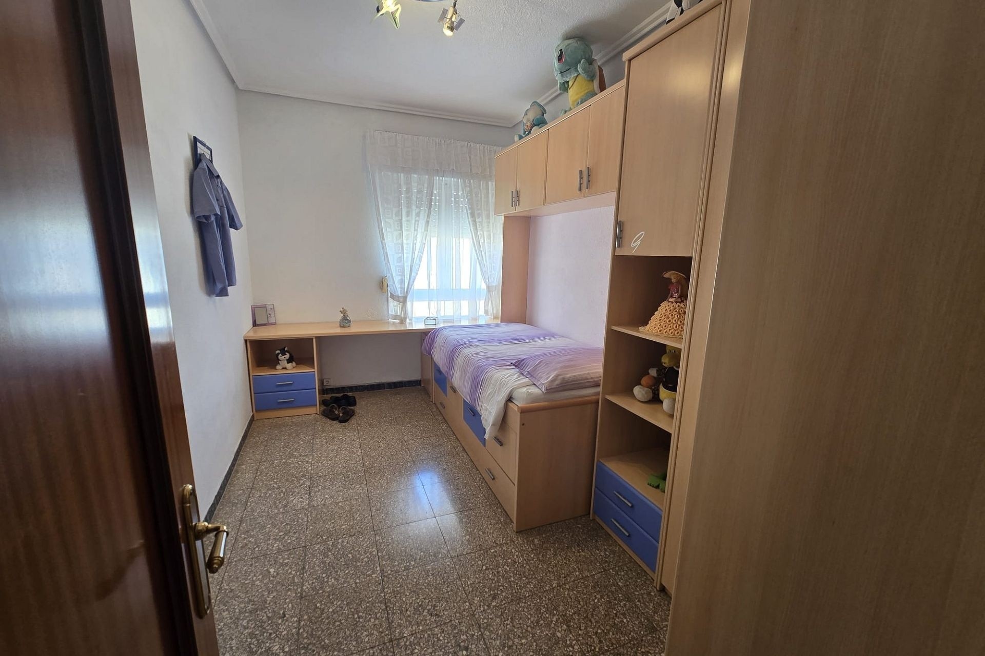 Resale - Apartment / Flat -
Sax - SAX