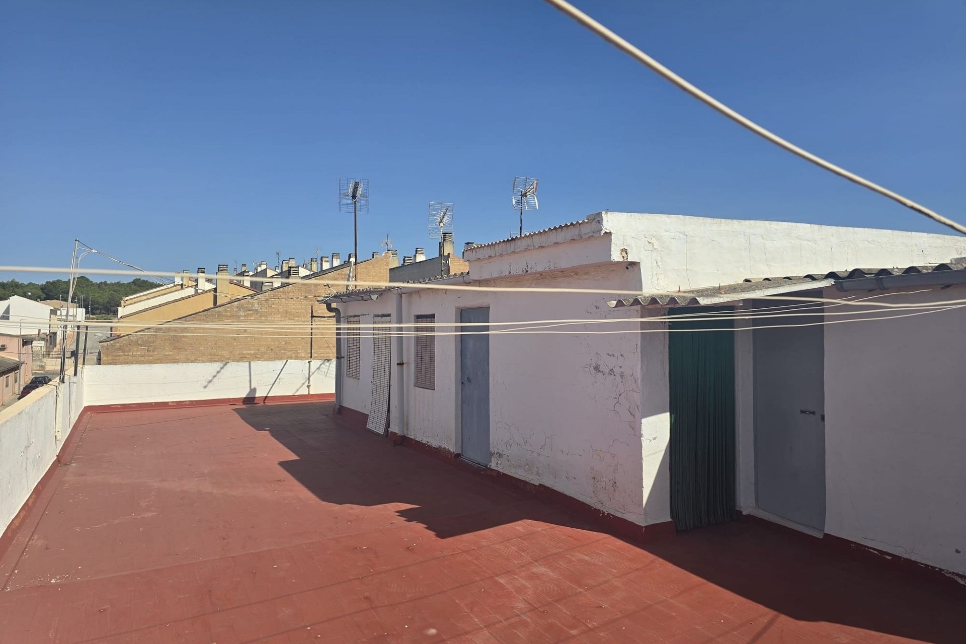 Resale - Apartment / Flat -
Sax - SAX