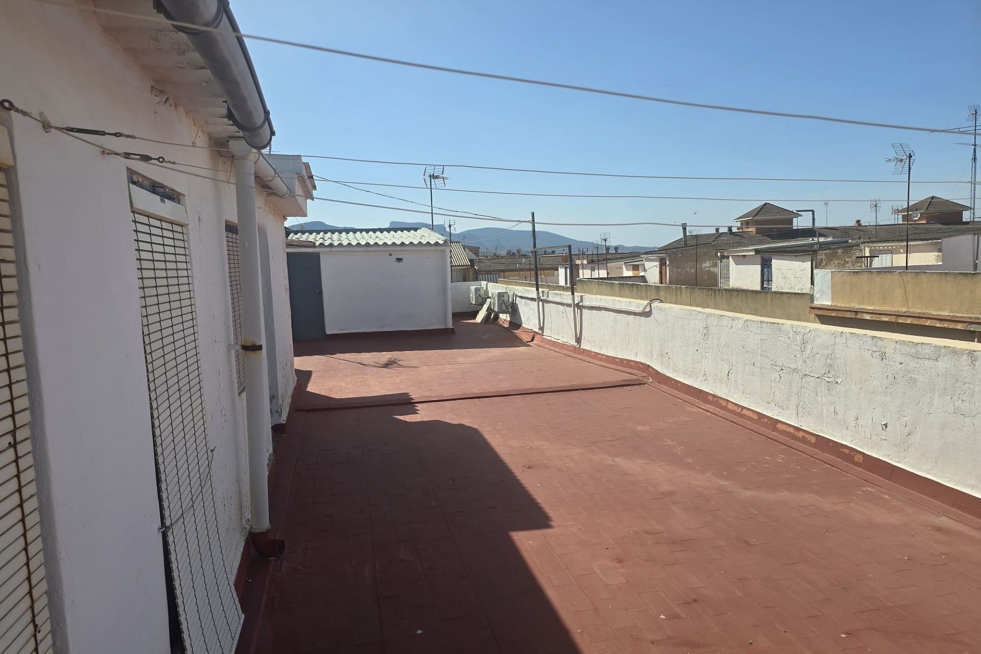 Resale - Apartment / Flat -
Sax - SAX