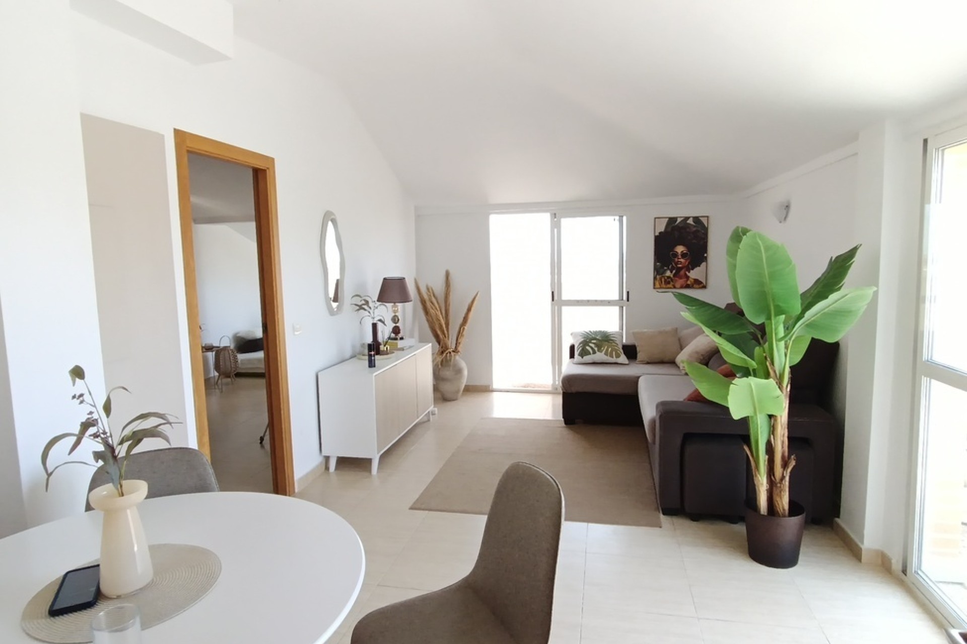 Resale - Apartment / Flat -
Sucina - Inland