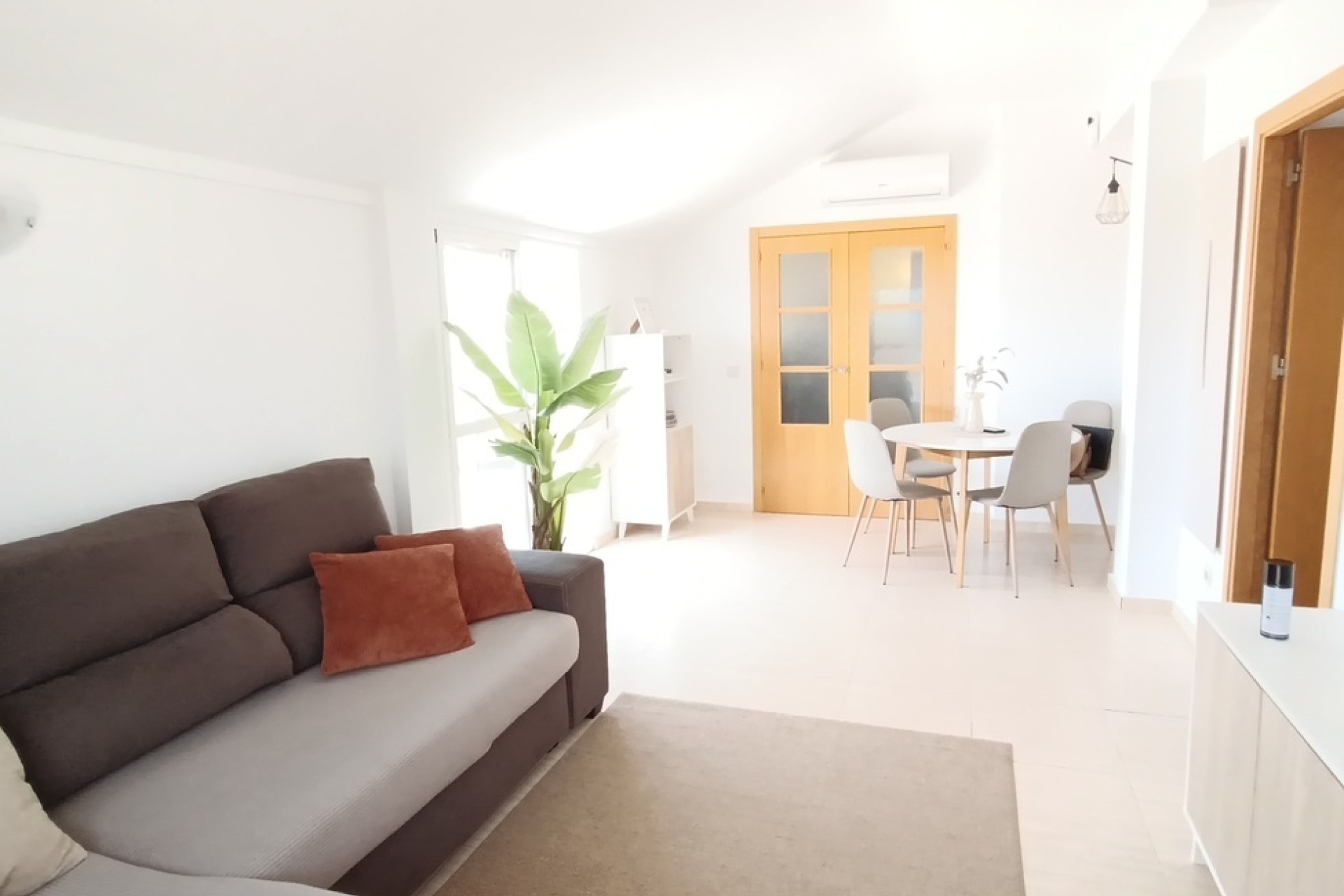 Resale - Apartment / Flat -
Sucina - Inland