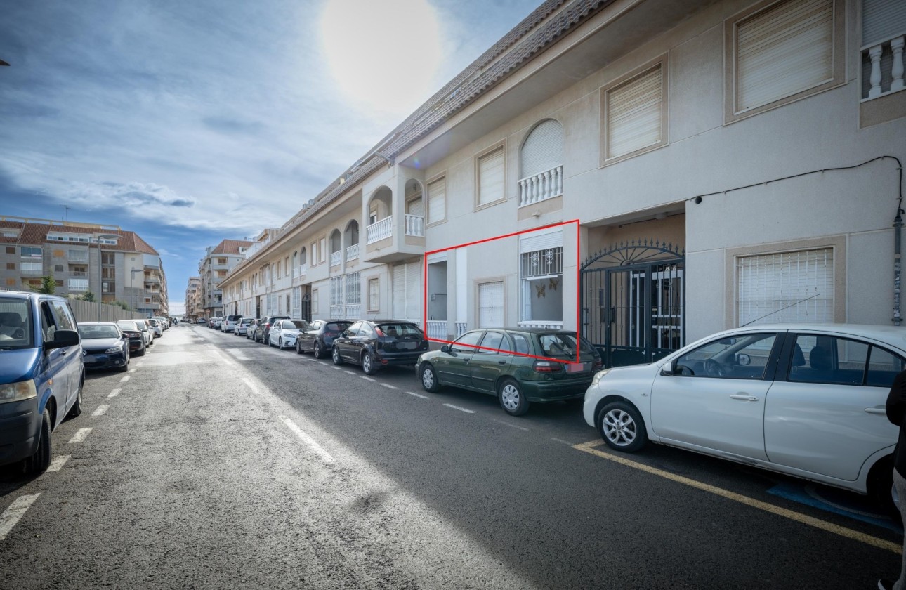 Resale - Apartment / Flat -
Torrevieja - Acequion