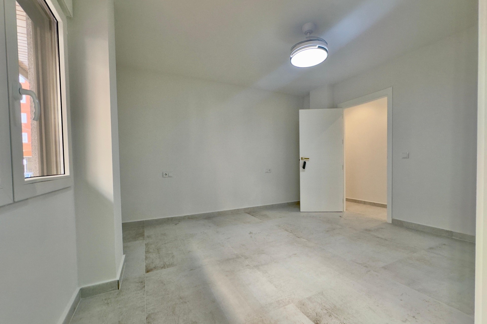 Resale - Apartment / Flat -
Torrevieja - Acequion