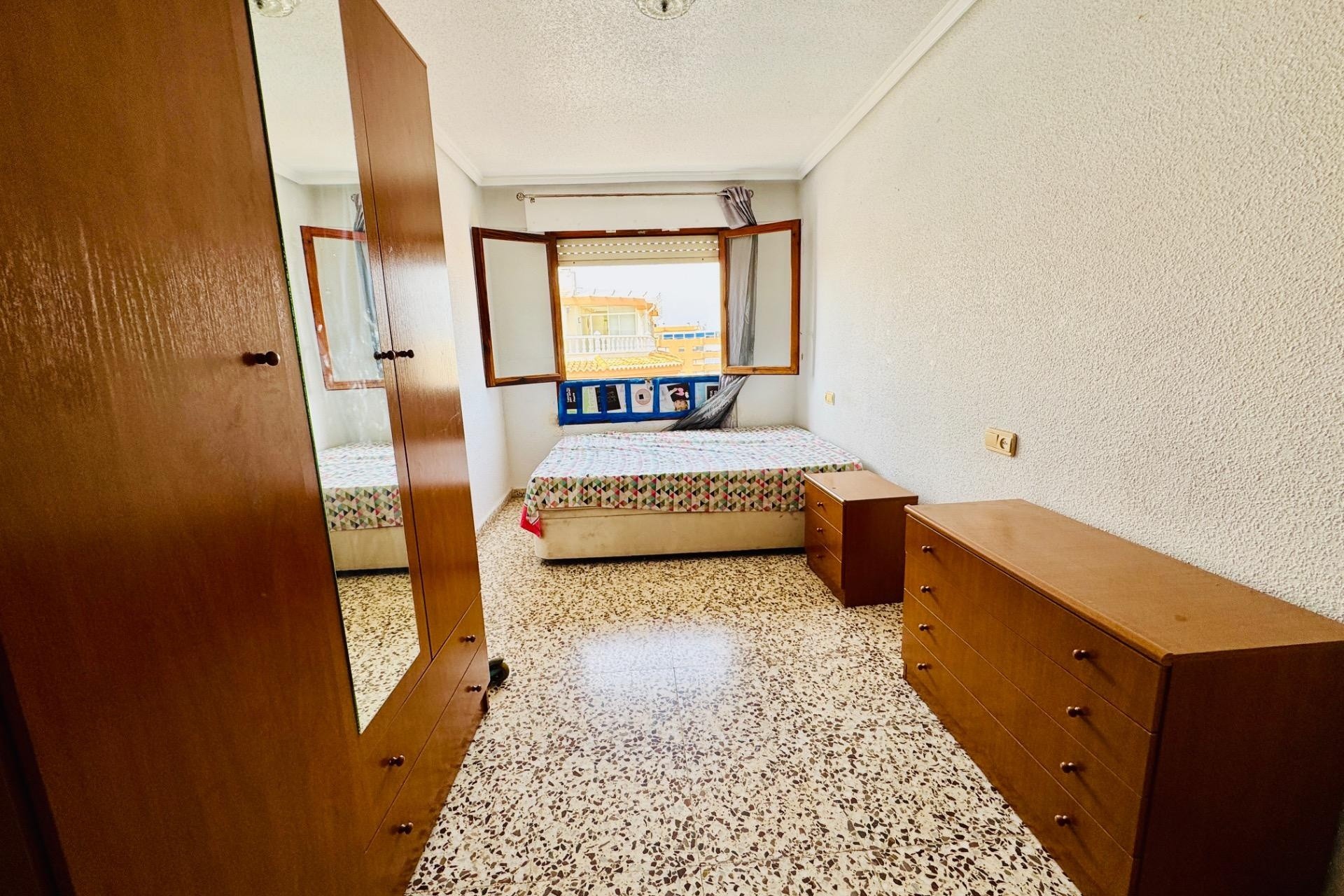 Resale - Apartment / Flat -
Torrevieja - Acequion