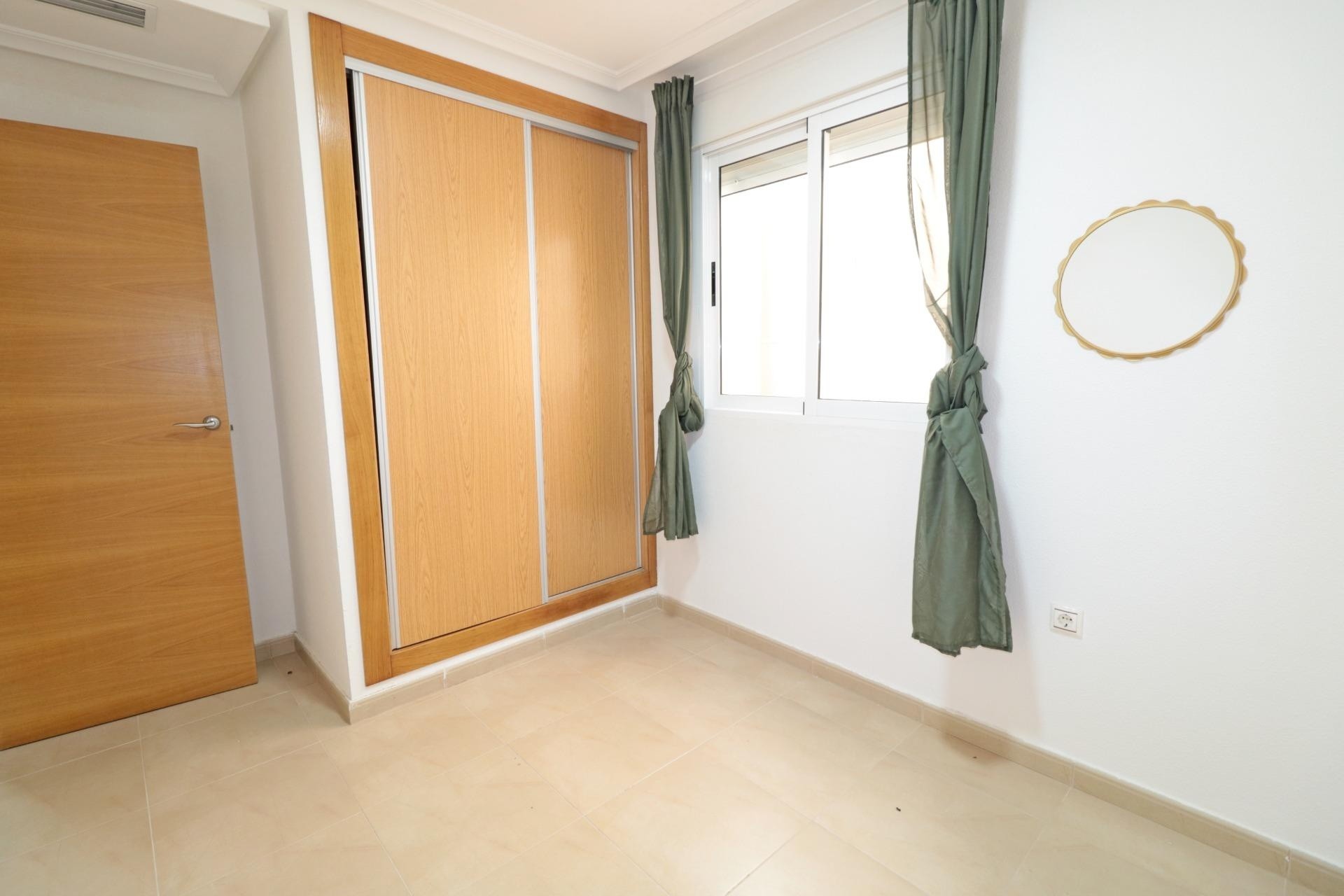 Resale - Apartment / Flat -
Torrevieja - Acequion