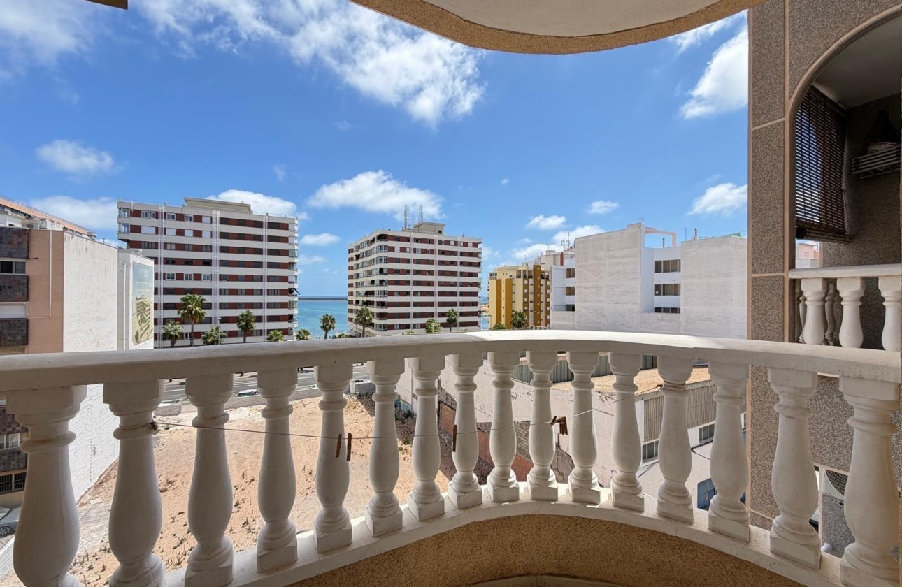 Resale - Apartment / Flat -
Torrevieja - Acequion