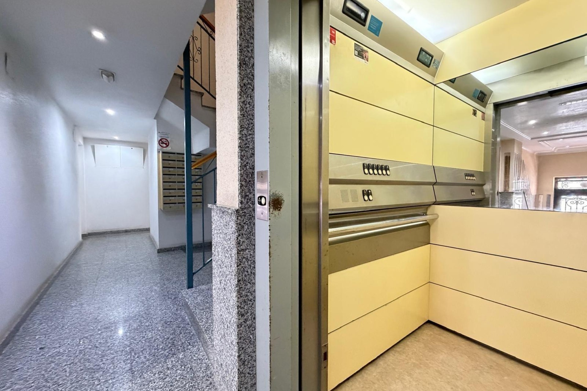 Resale - Apartment / Flat -
Torrevieja - Acequion