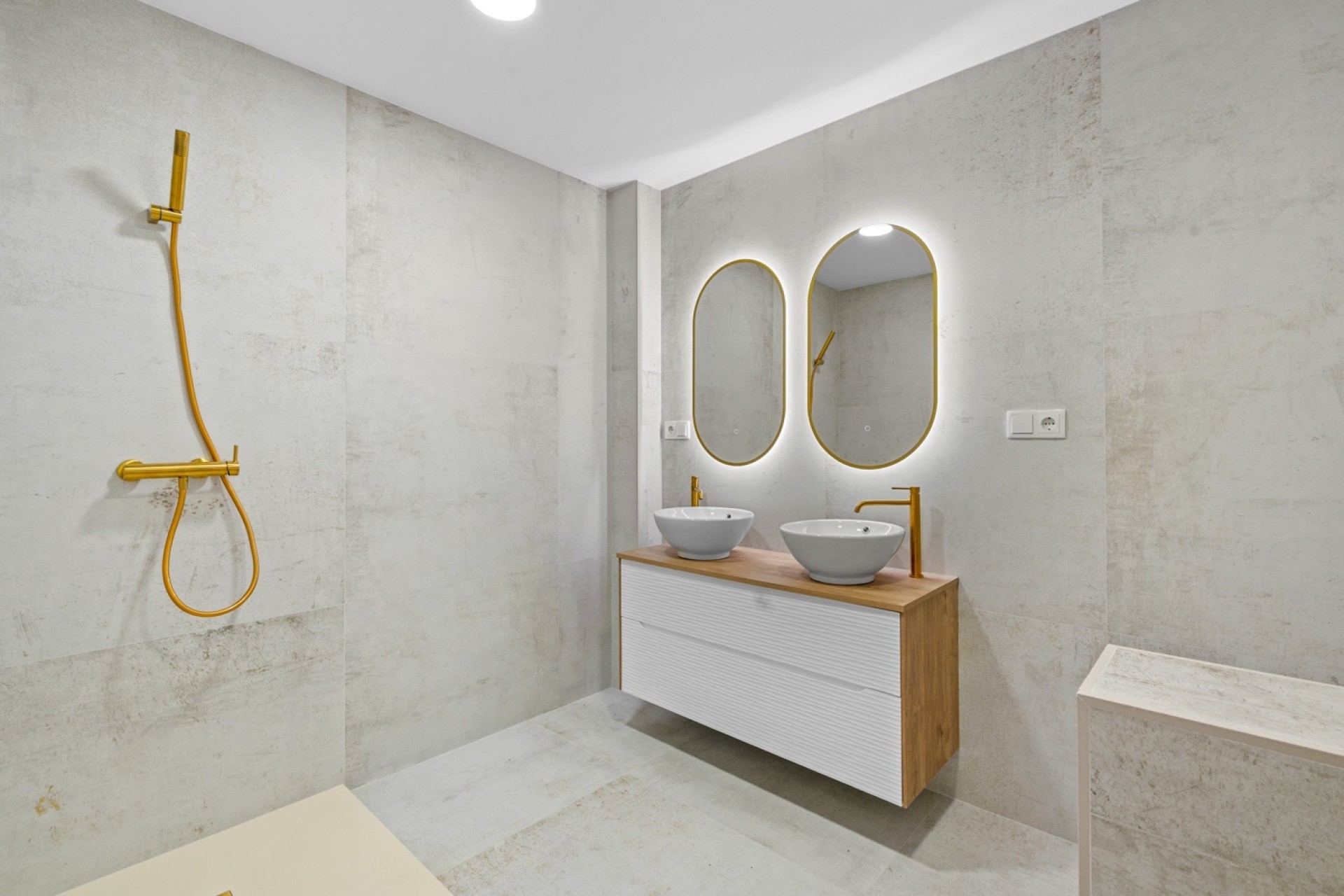 Resale - Apartment / Flat -
Torrevieja - Acequion