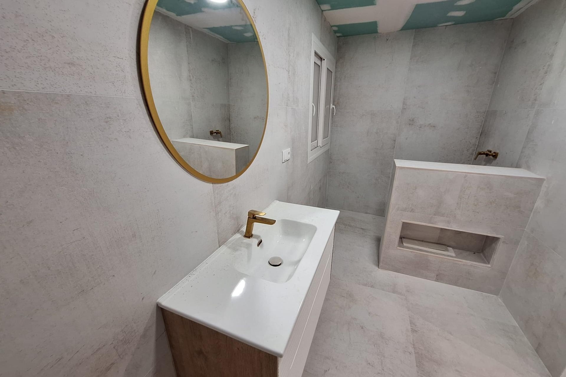 Resale - Apartment / Flat -
Torrevieja - Acequion