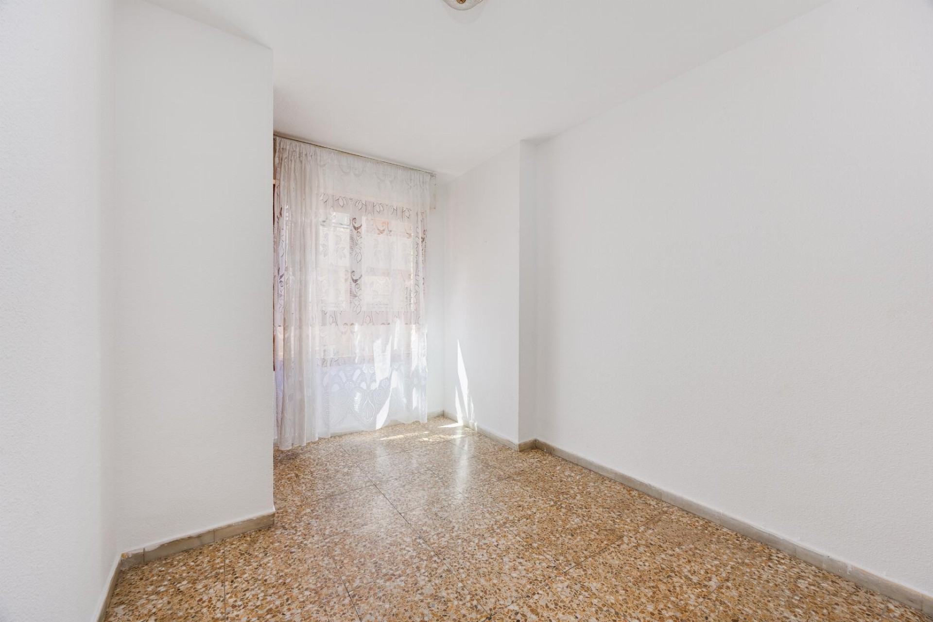 Resale - Apartment / Flat -
Torrevieja - Acequion