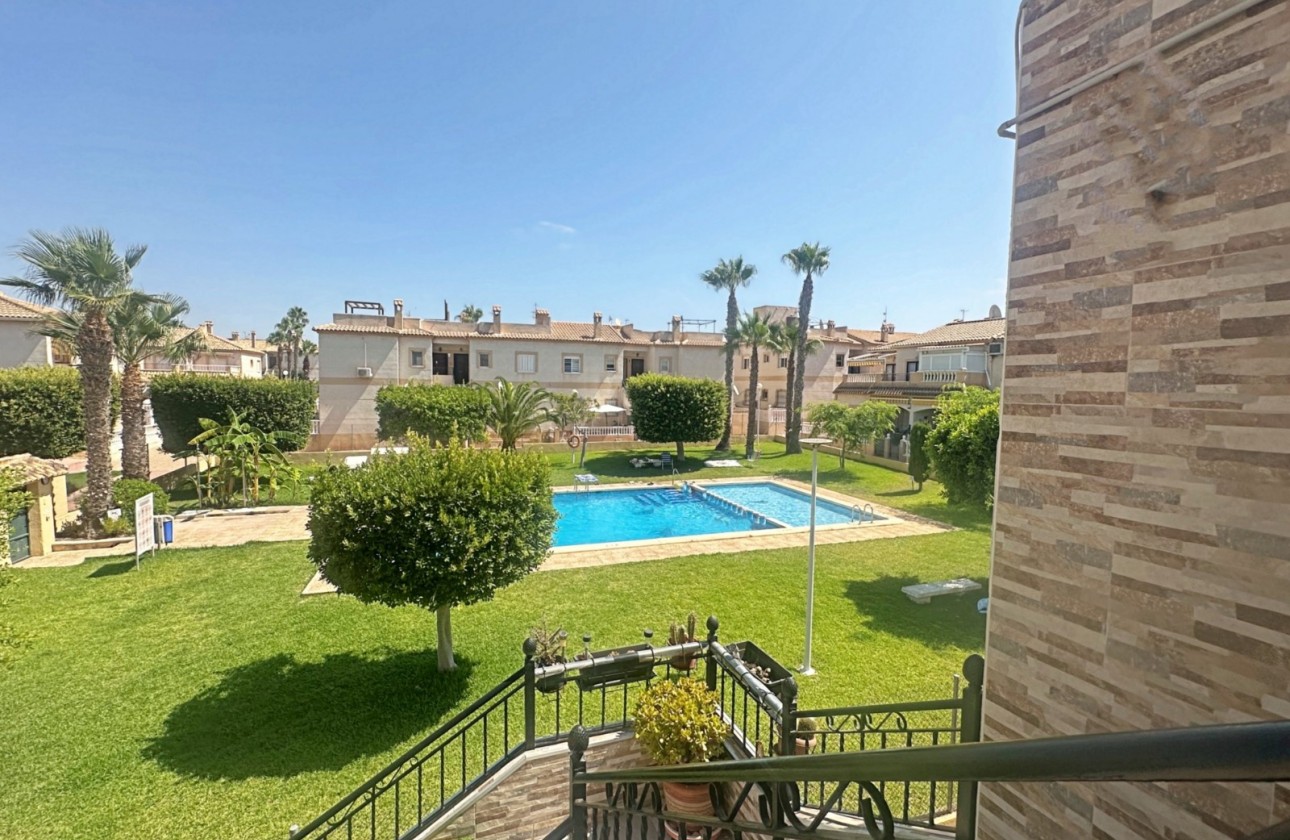 Resale - Apartment / Flat -
Torrevieja - Aguas Nuevas