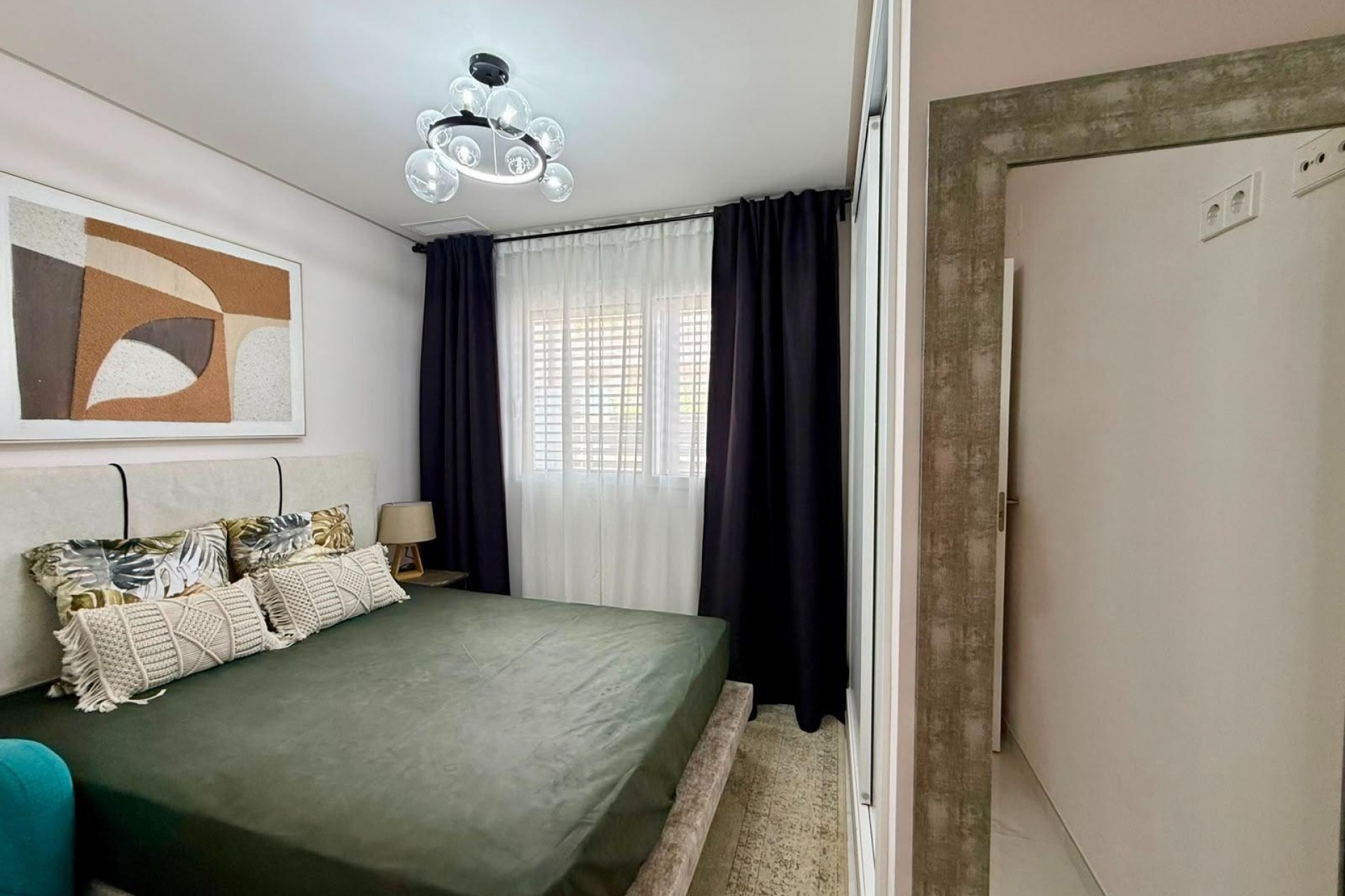 Resale - Apartment / Flat -
Torrevieja - Aguas Nuevas