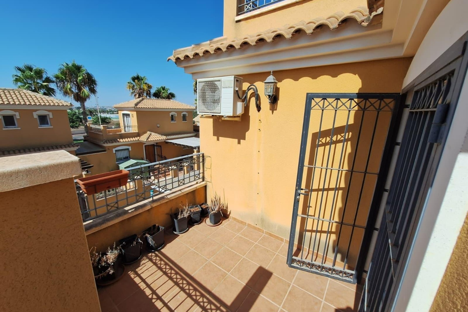 Resale - Apartment / Flat -
Torrevieja - Aguas Nuevas