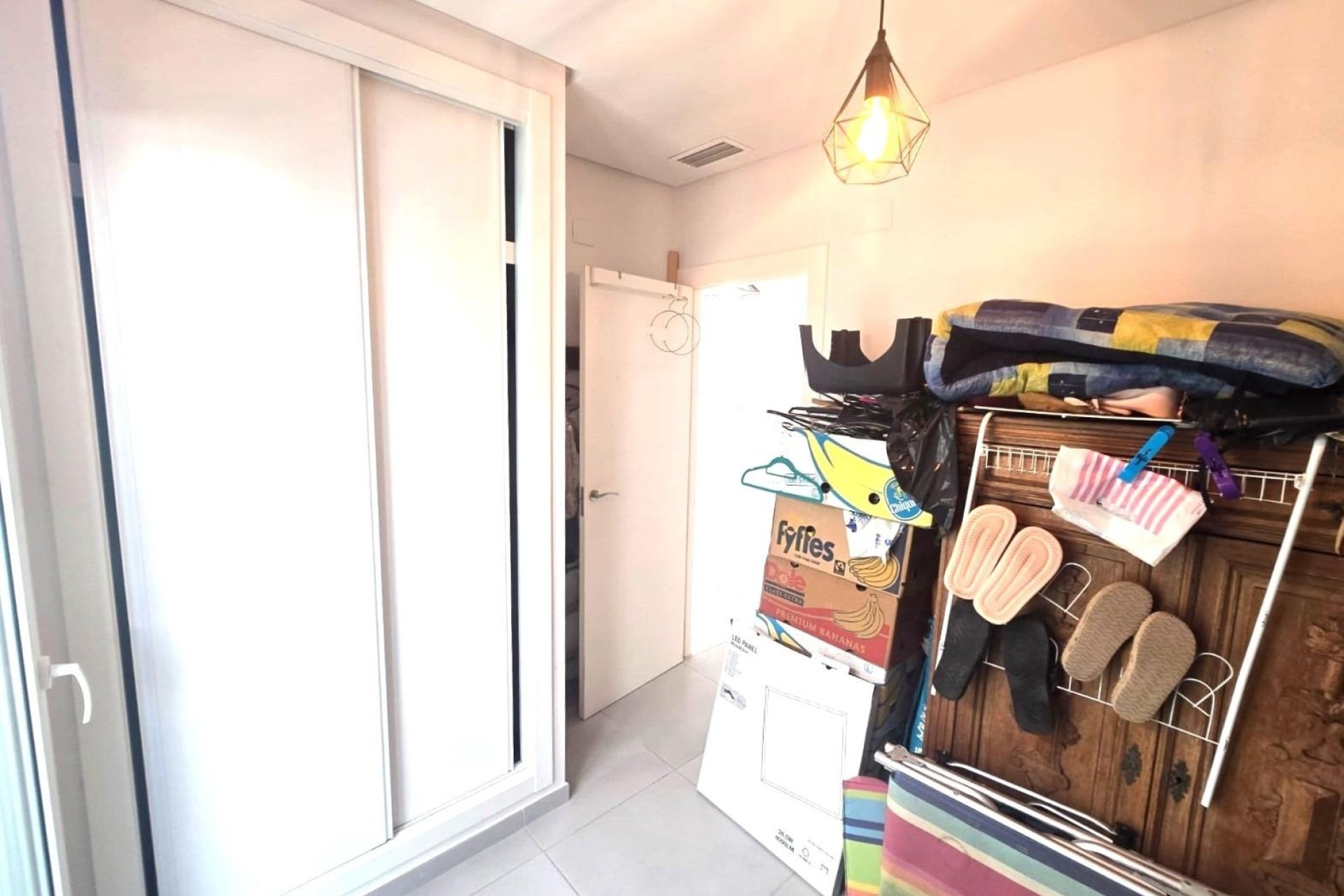 Resale - Apartment / Flat -
Torrevieja - Aguas Nuevas