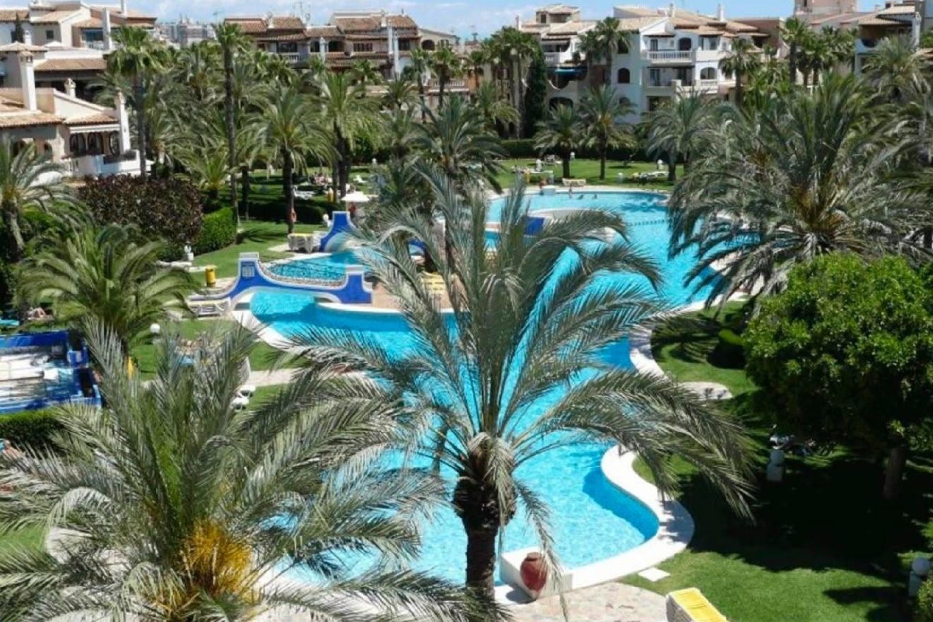 Resale - Apartment / Flat -
Torrevieja - Aldea del mar
