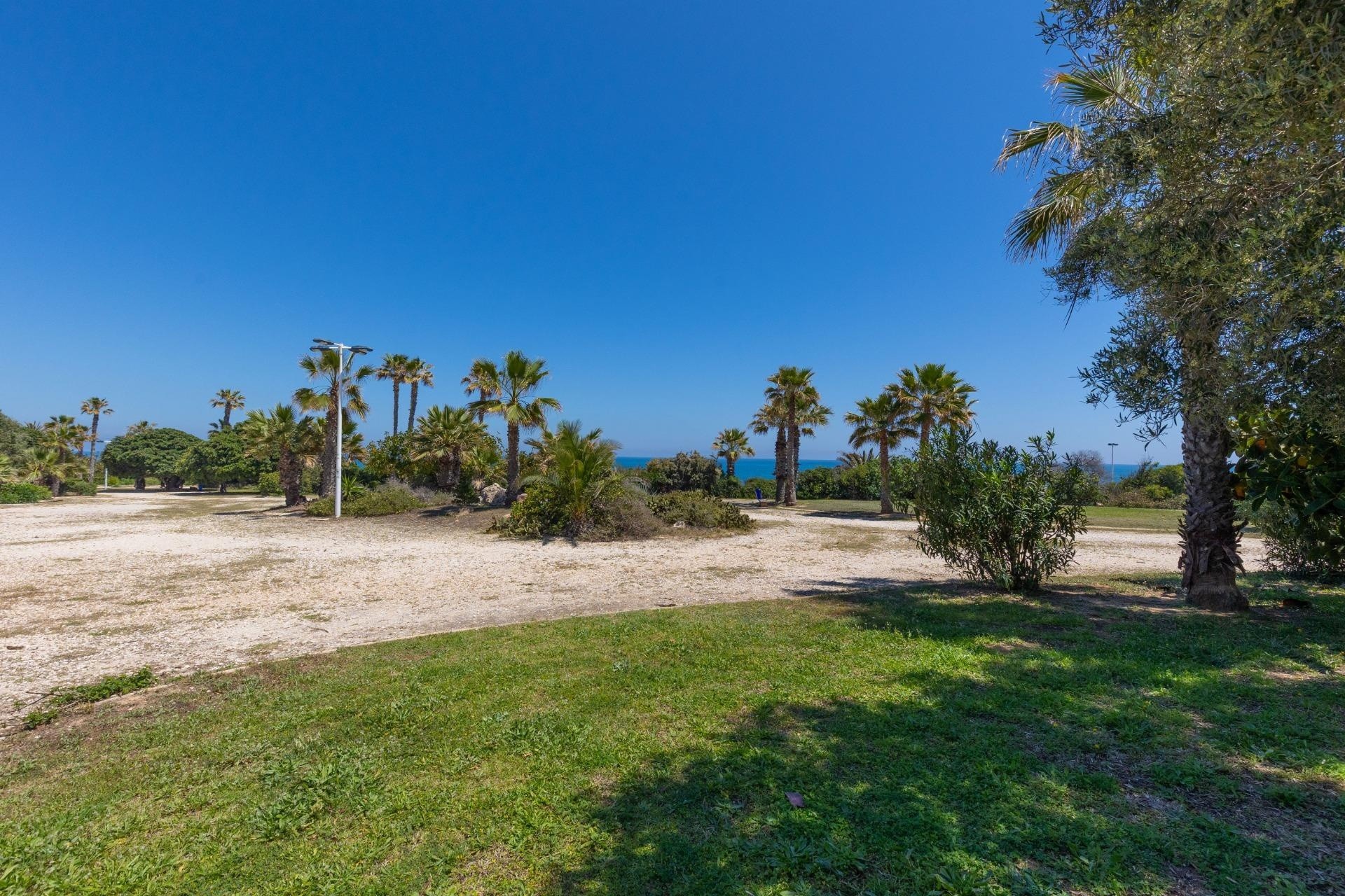 Resale - Apartment / Flat -
Torrevieja - Cabo Cervera