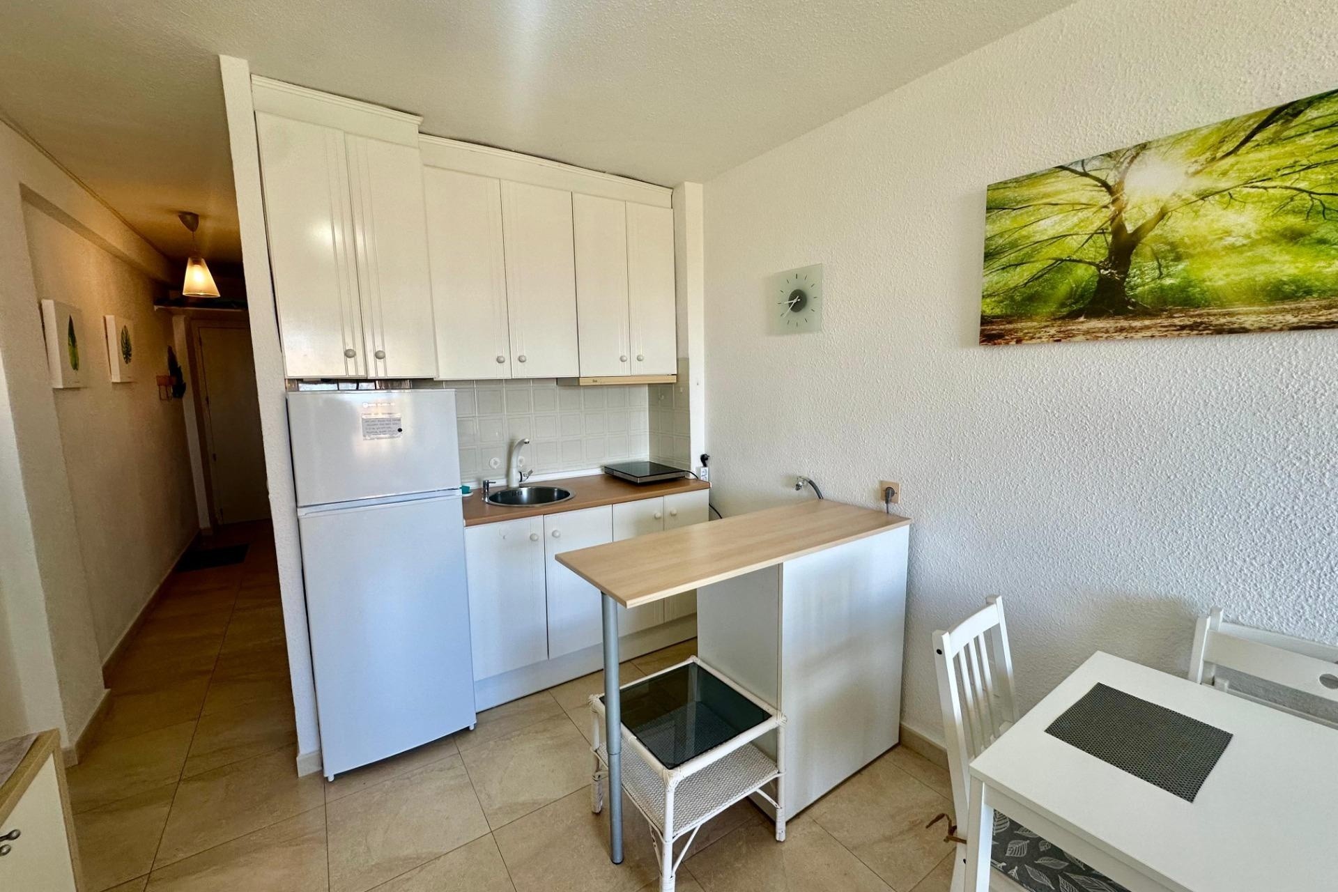 Resale - Apartment / Flat -
Torrevieja - Cabo Cervera