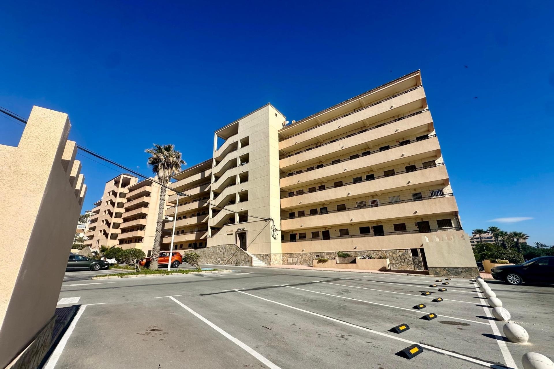 Resale - Apartment / Flat -
Torrevieja - Cabo Cervera