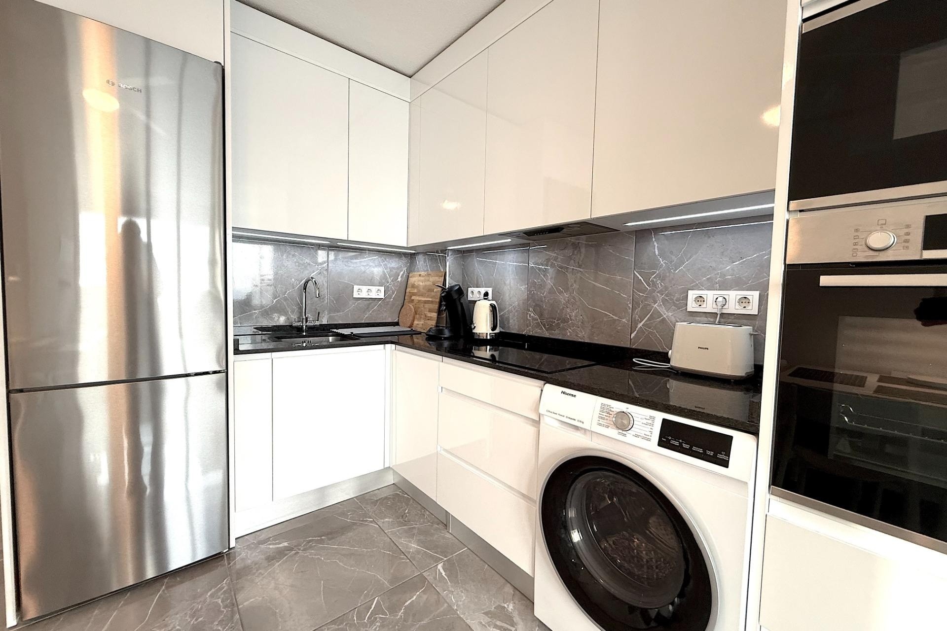 Resale - Apartment / Flat -
Torrevieja - Cabo cervera