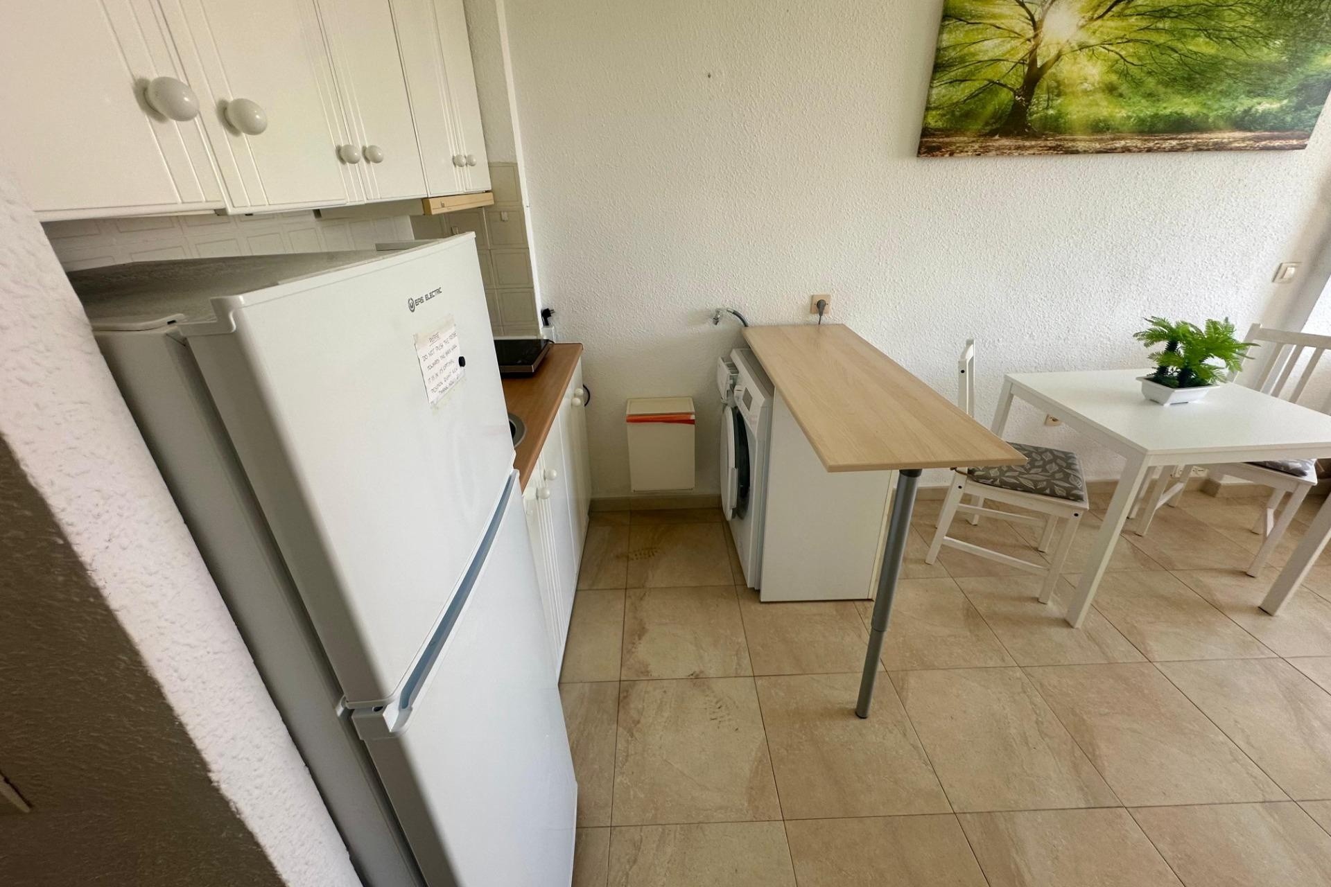 Resale - Apartment / Flat -
Torrevieja - Cabo cervera