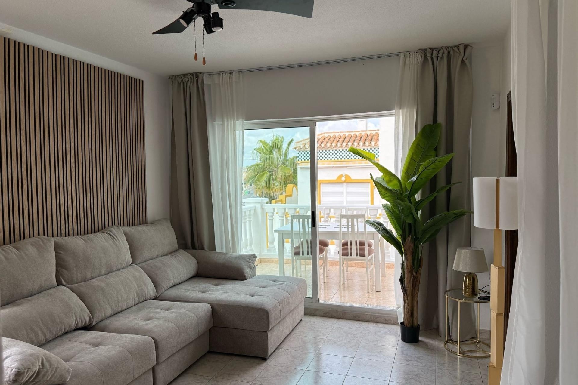 Resale - Apartment / Flat -
Torrevieja - Cañada Del Molino
