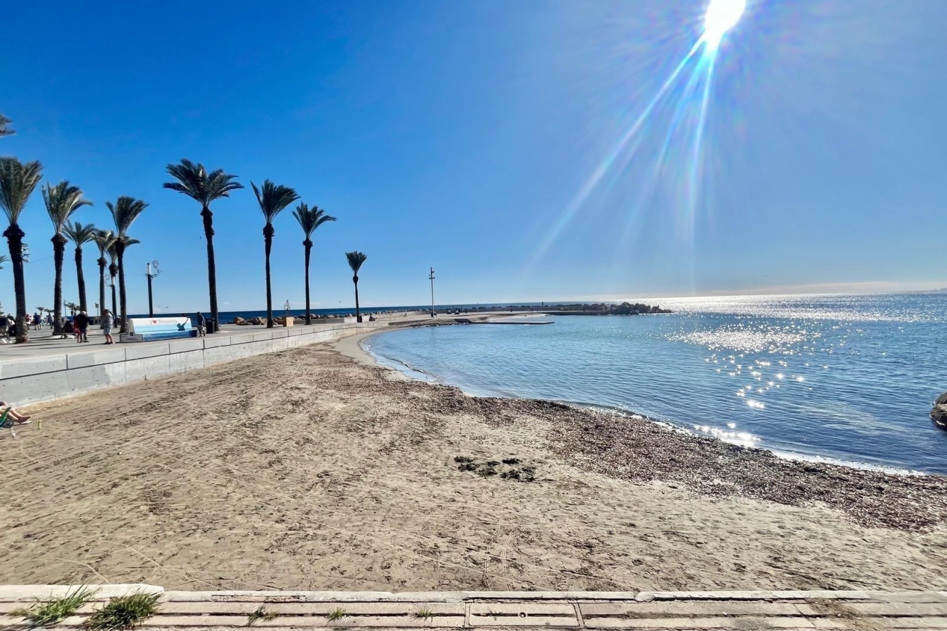 Resale - Apartment / Flat -
Torrevieja - Center