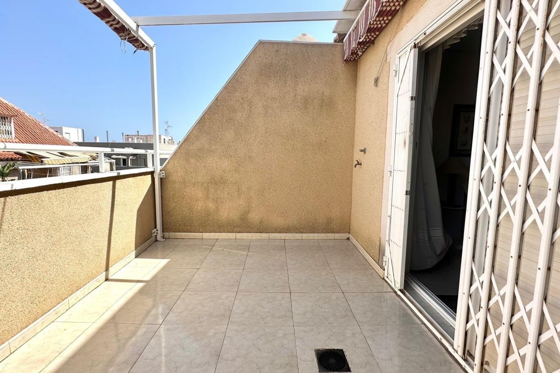 Resale - Apartment / Flat -
Torrevieja - Center