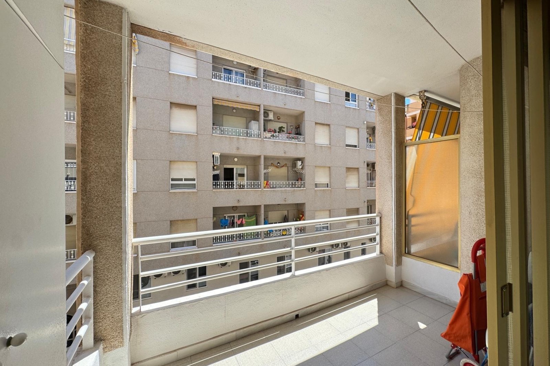 Resale - Apartment / Flat -
Torrevieja - Center