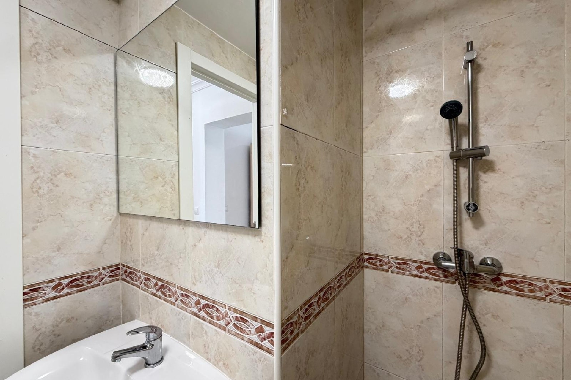 Resale - Apartment / Flat -
Torrevieja - Center