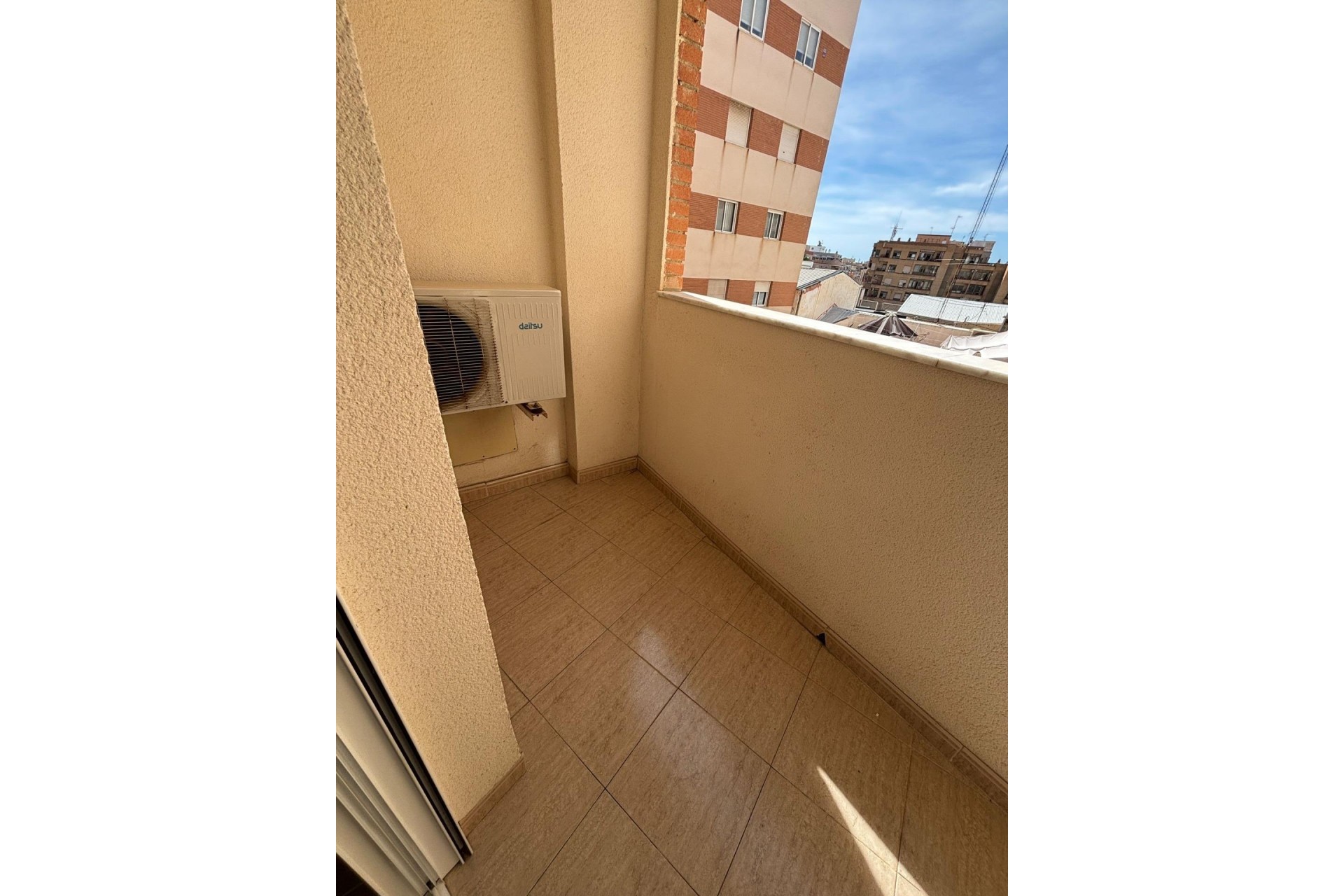 Resale - Apartment / Flat -
Torrevieja - Center