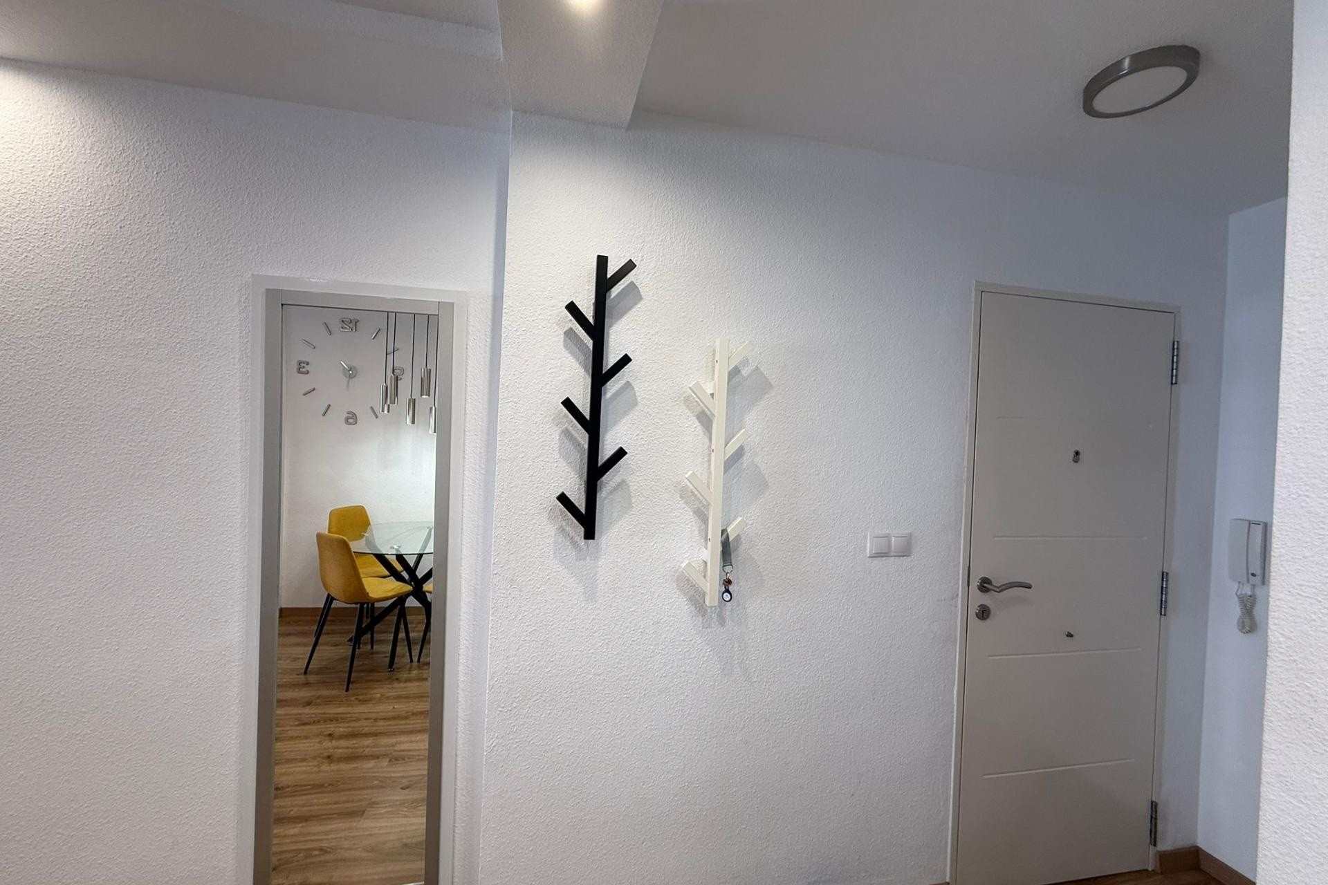 Resale - Apartment / Flat -
Torrevieja - Center