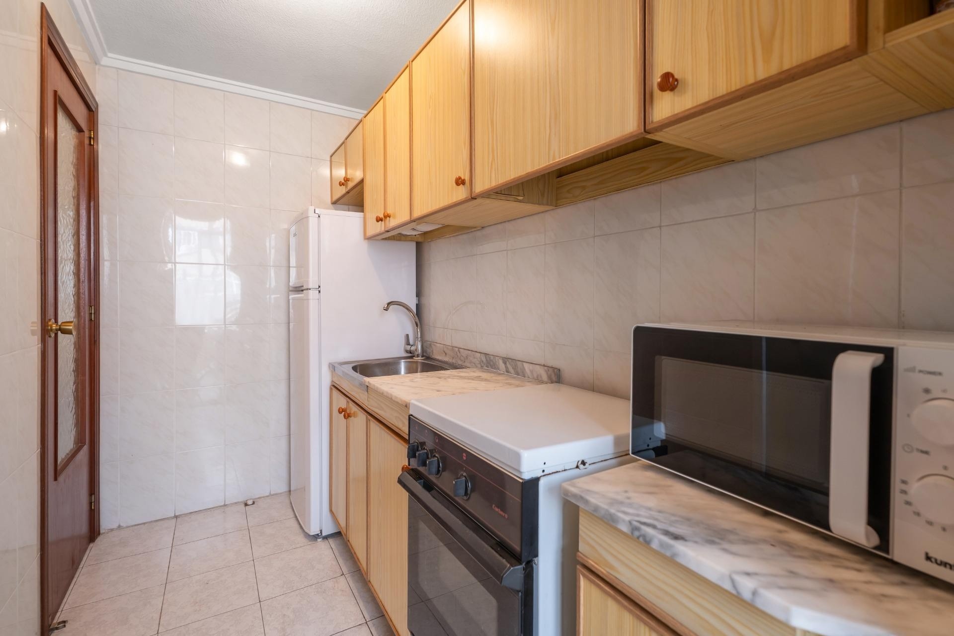 Resale - Apartment / Flat -
Torrevieja - Centro