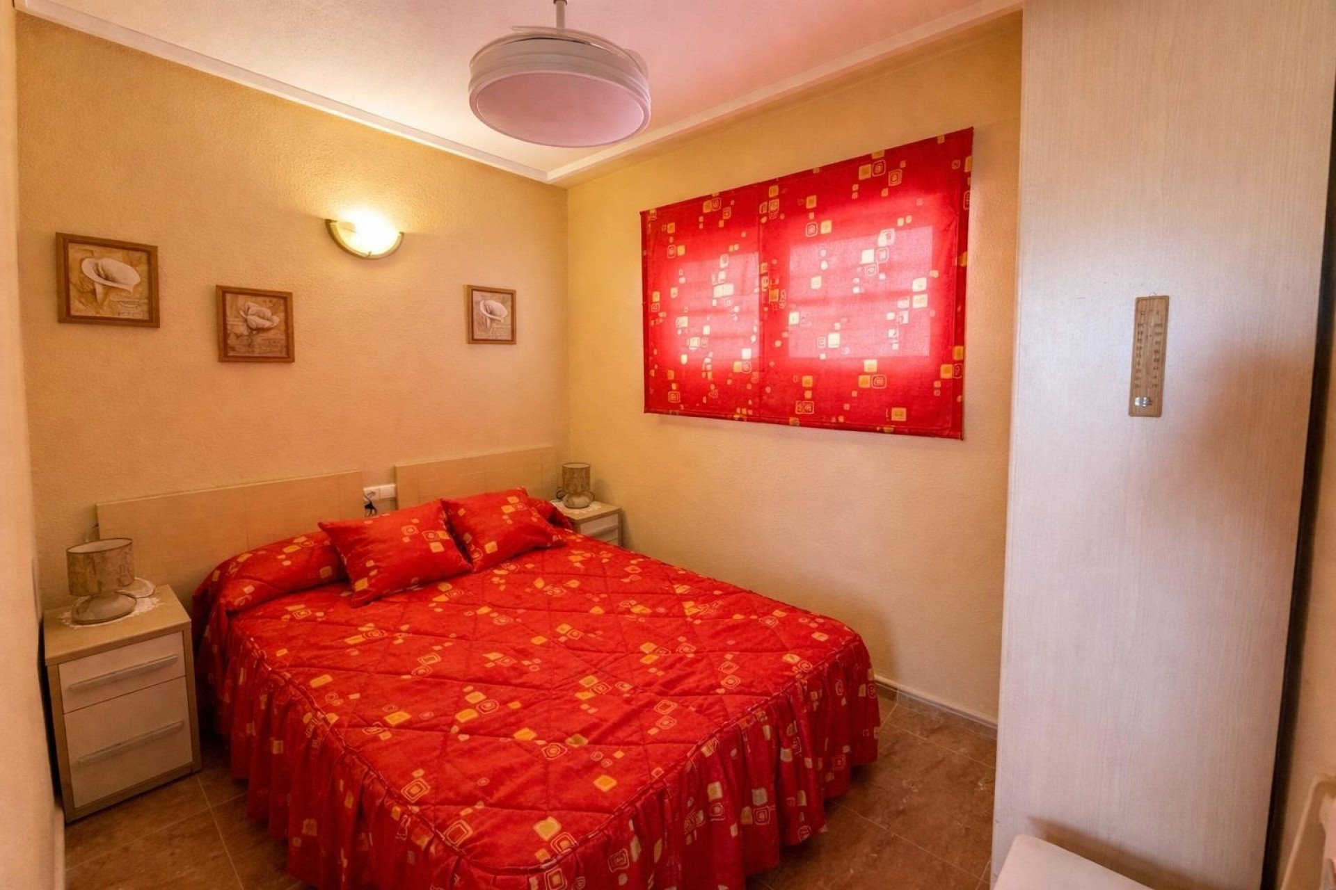 Resale - Apartment / Flat -
Torrevieja - Centro