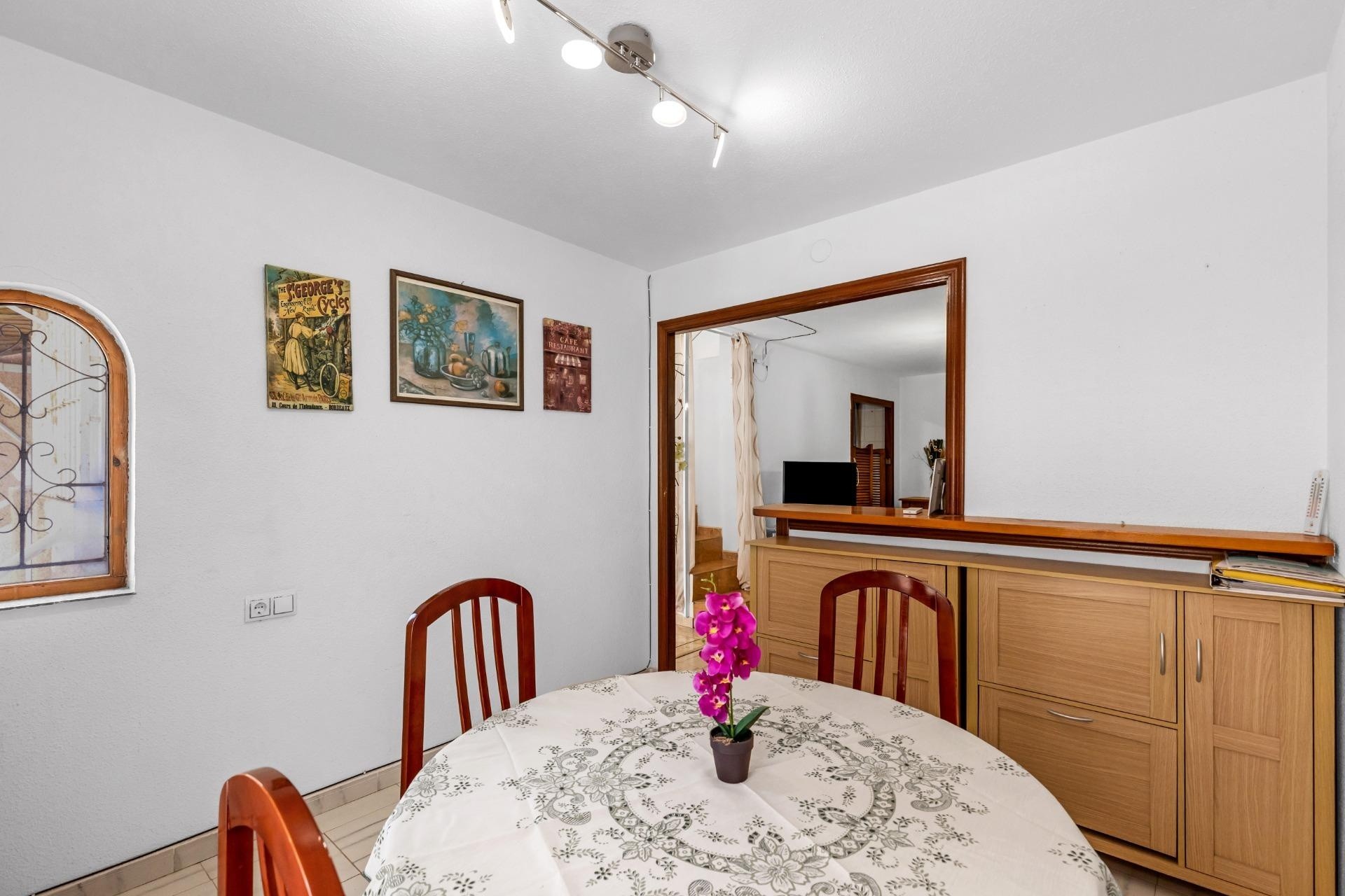 Resale - Apartment / Flat -
Torrevieja - Centro