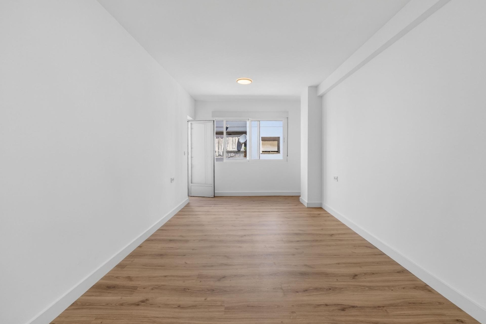 Resale - Apartment / Flat -
Torrevieja - Centro
