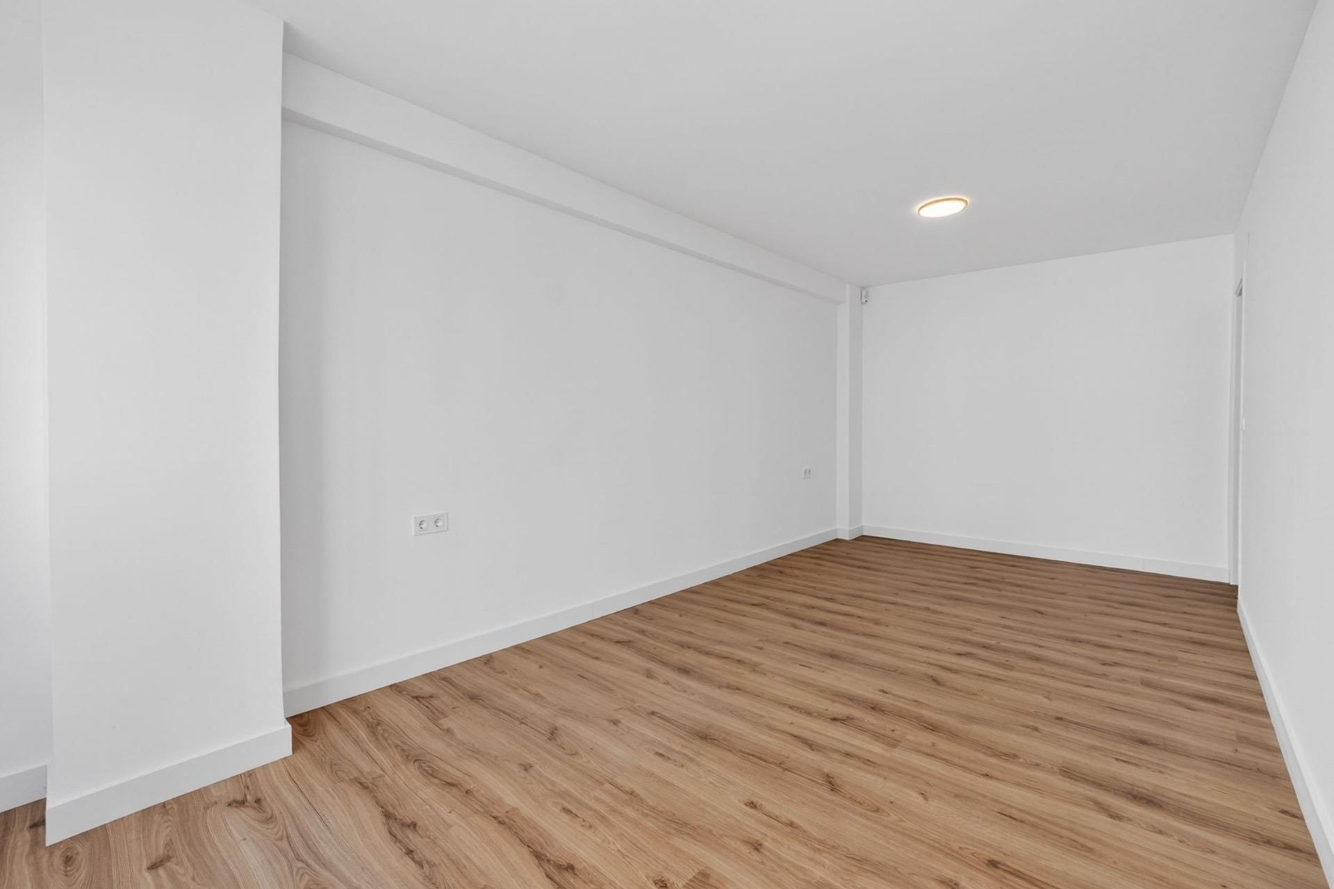 Resale - Apartment / Flat -
Torrevieja - Centro