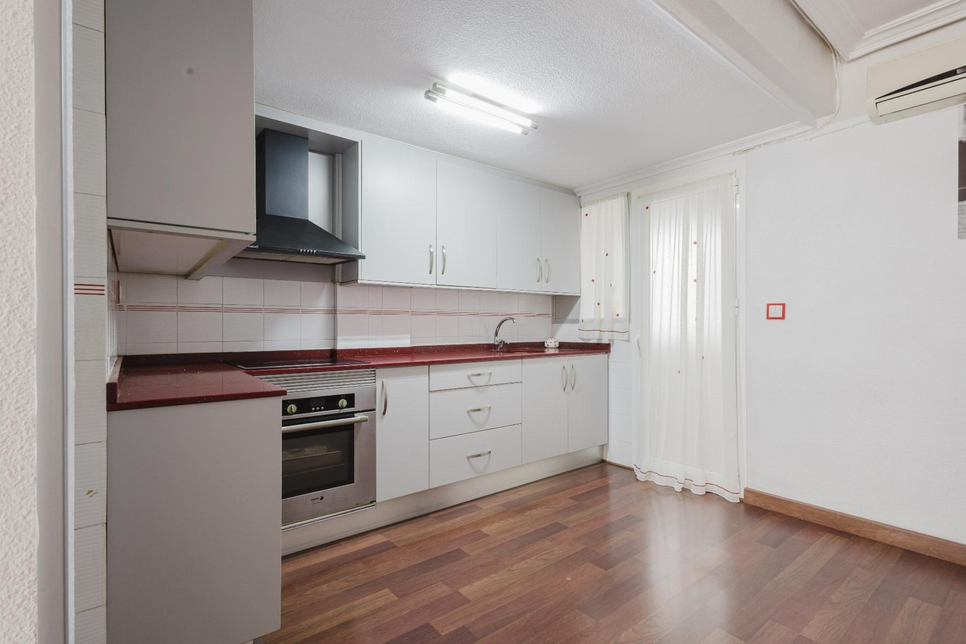Resale - Apartment / Flat -
Torrevieja - Costa Blanca