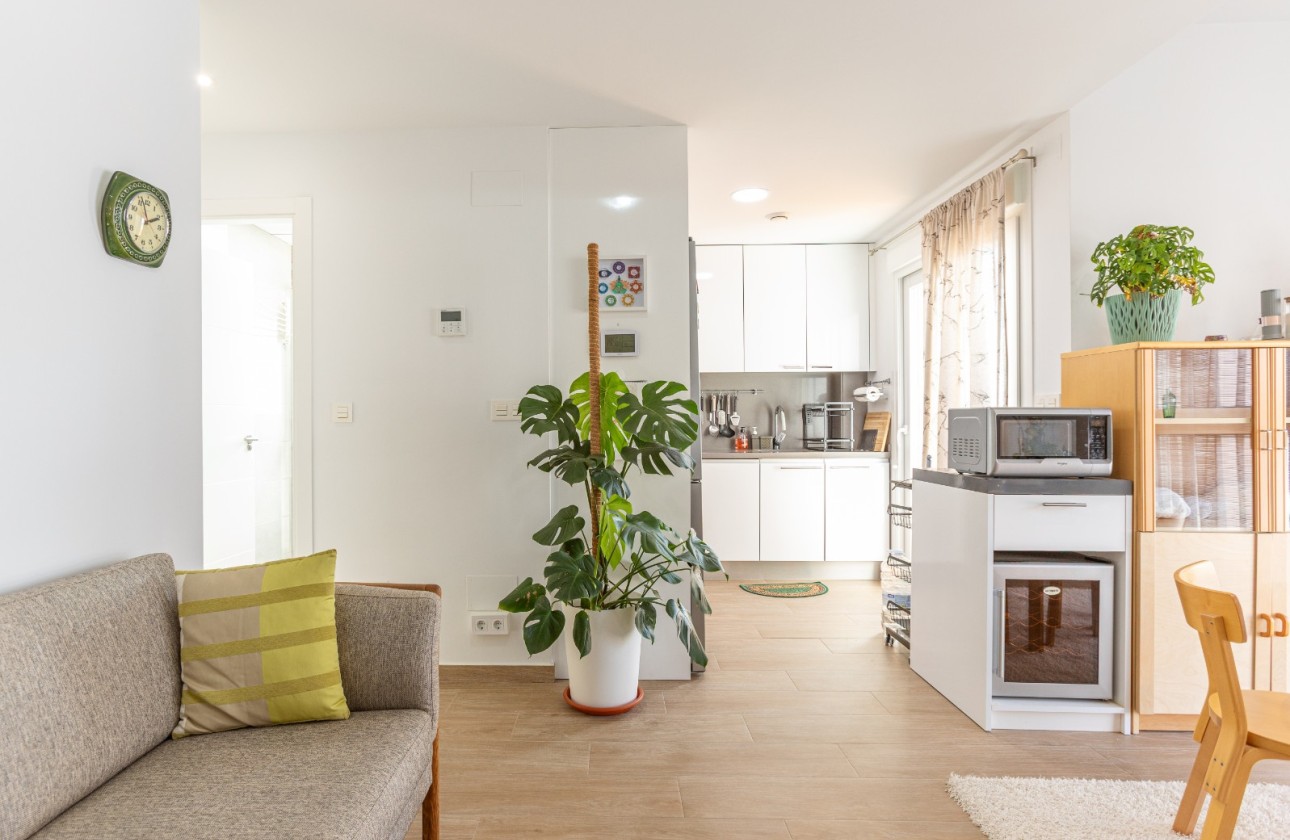 Resale - Apartment / Flat -
Torrevieja - Costa Blanca