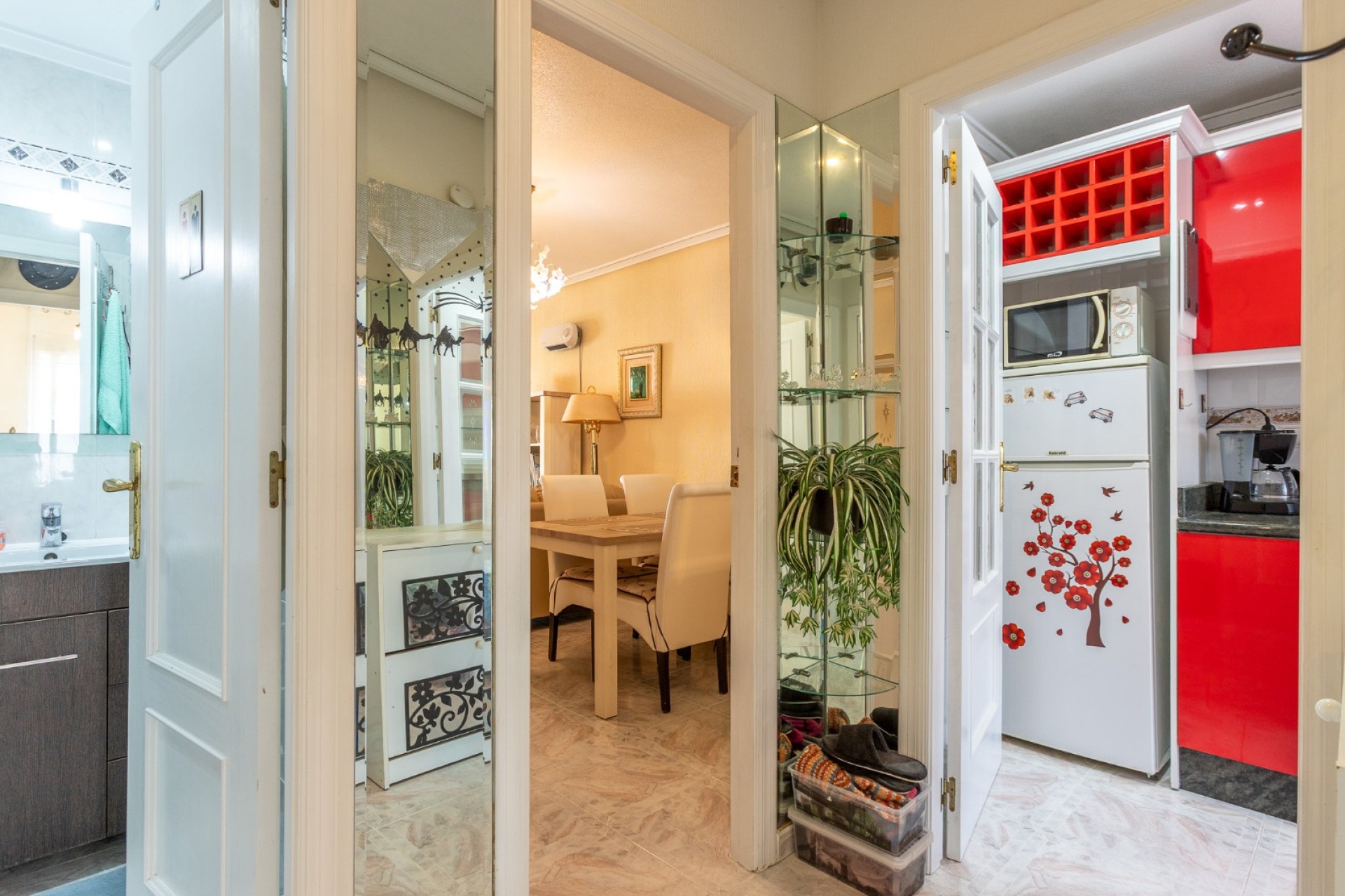 Resale - Apartment / Flat -
Torrevieja - Costa Blanca