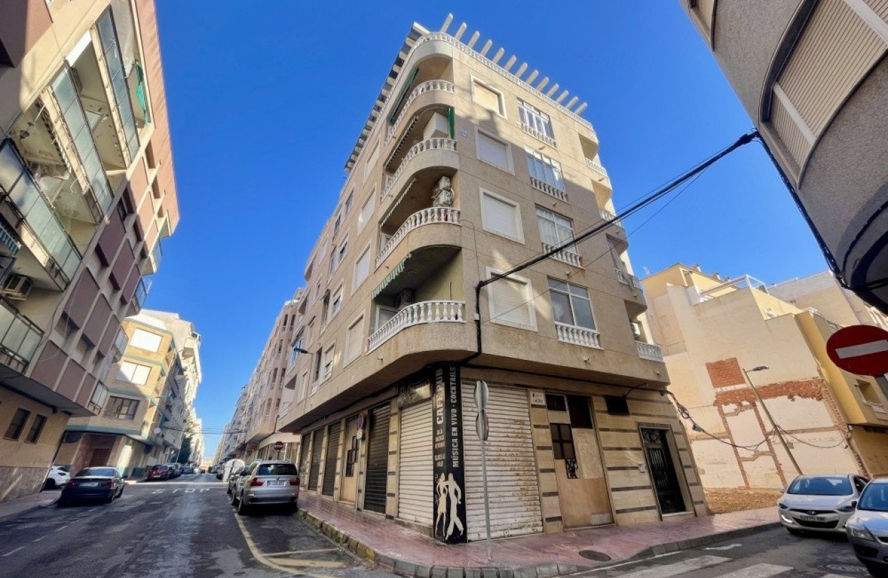 Resale - Apartment / Flat -
Torrevieja - Costa Blanca